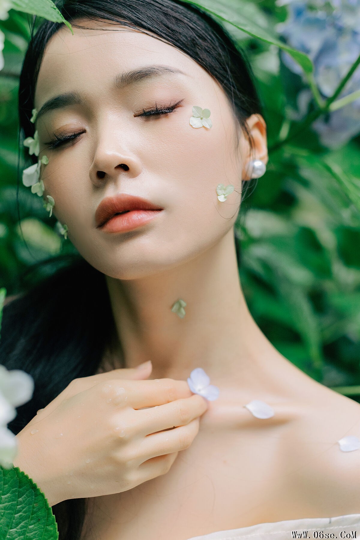YiTuYu艺图语 Vol.7354 Yi[27P]-六色网