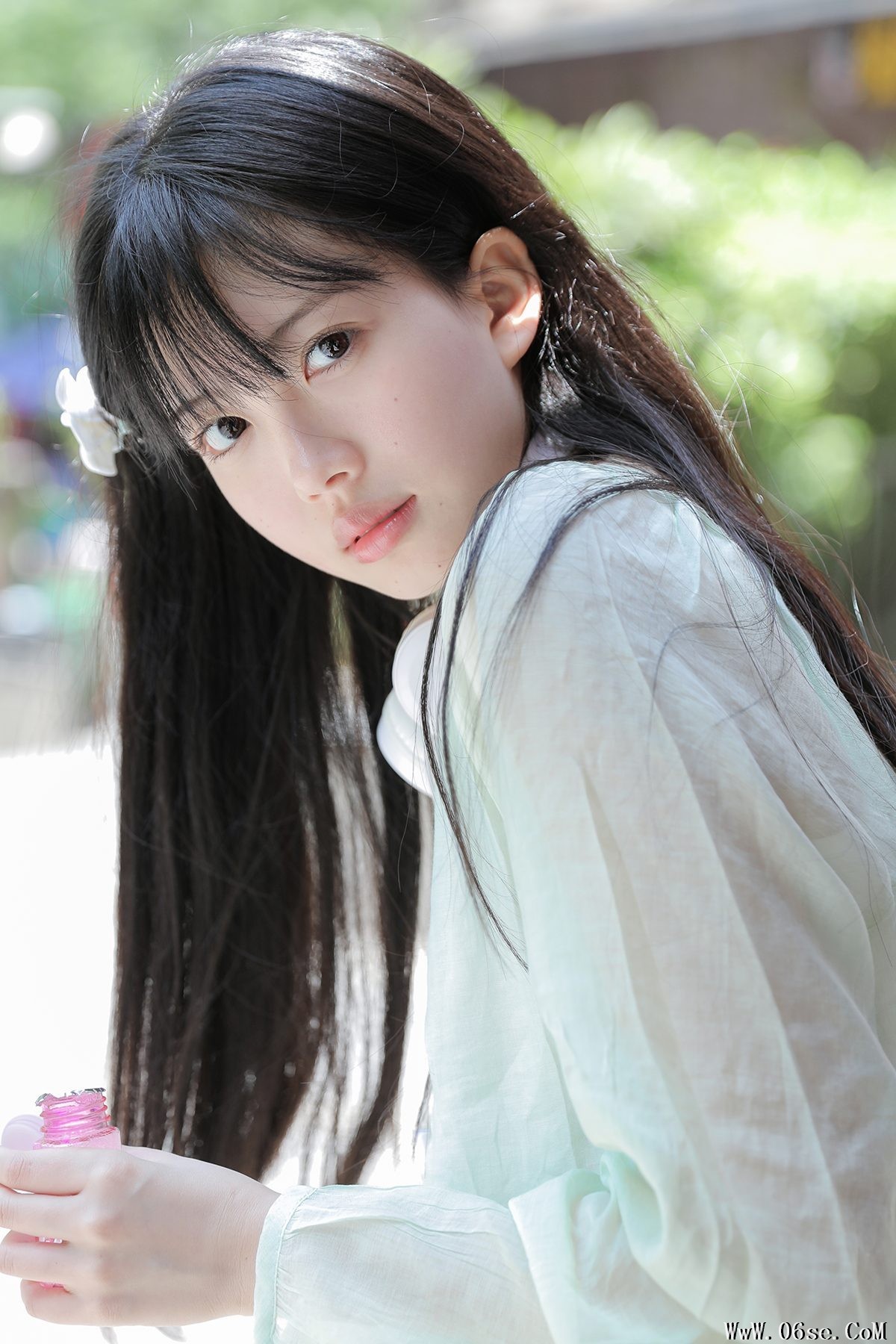 YiTuYu艺图语 Vol.3407 Qiu Yang Yi He[23P]-六色网