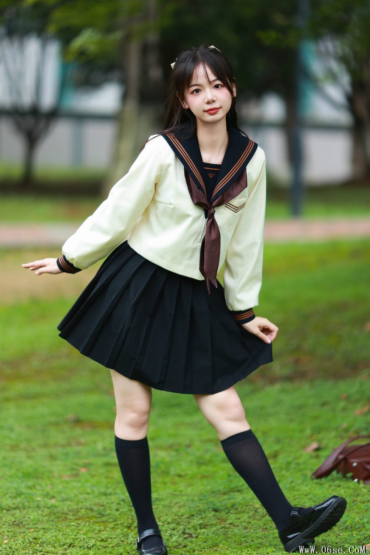 图片[24]-YiTuYu艺图语 Vol.5613 Mu Yan Se Cc[36P]-六色网