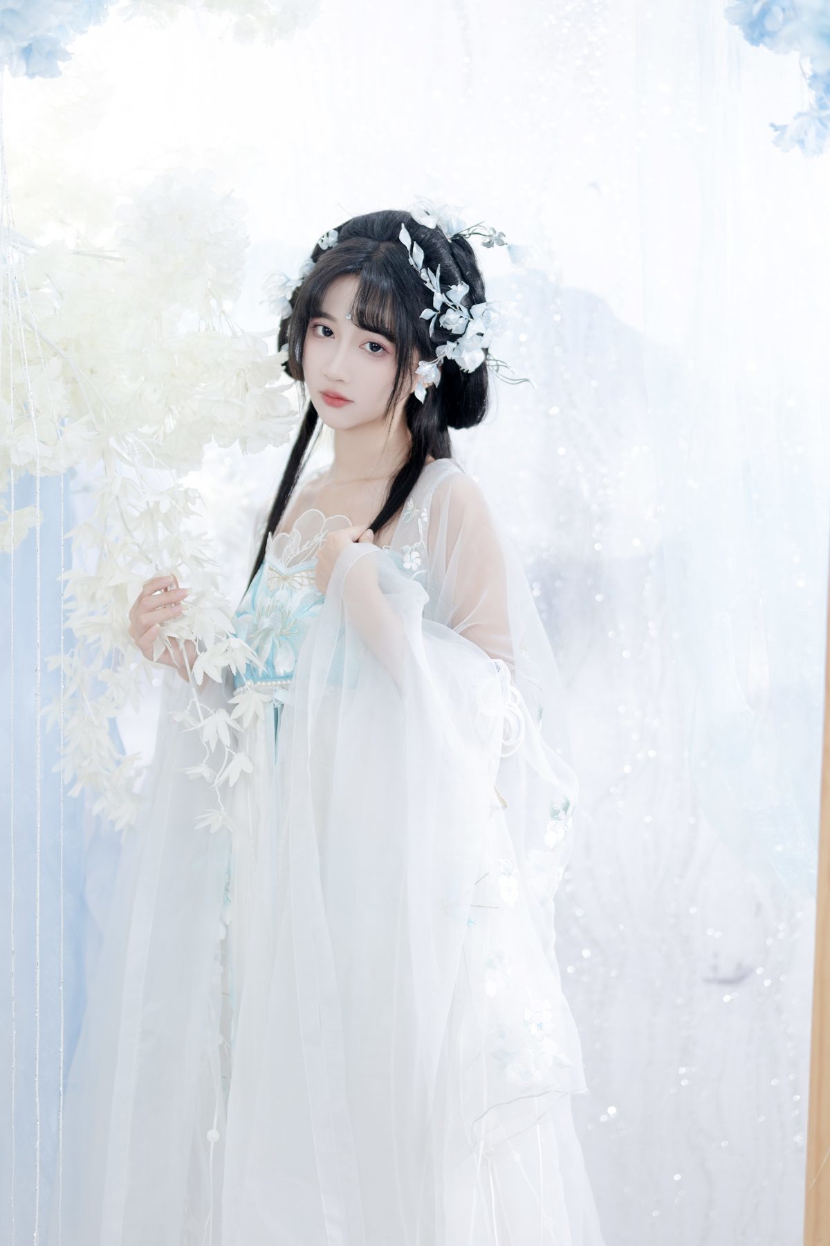 图片[23]-YiTuYu艺图语 Vol.5647 Qi Luo Sheng De Xiao Su Su[27P]-六色网