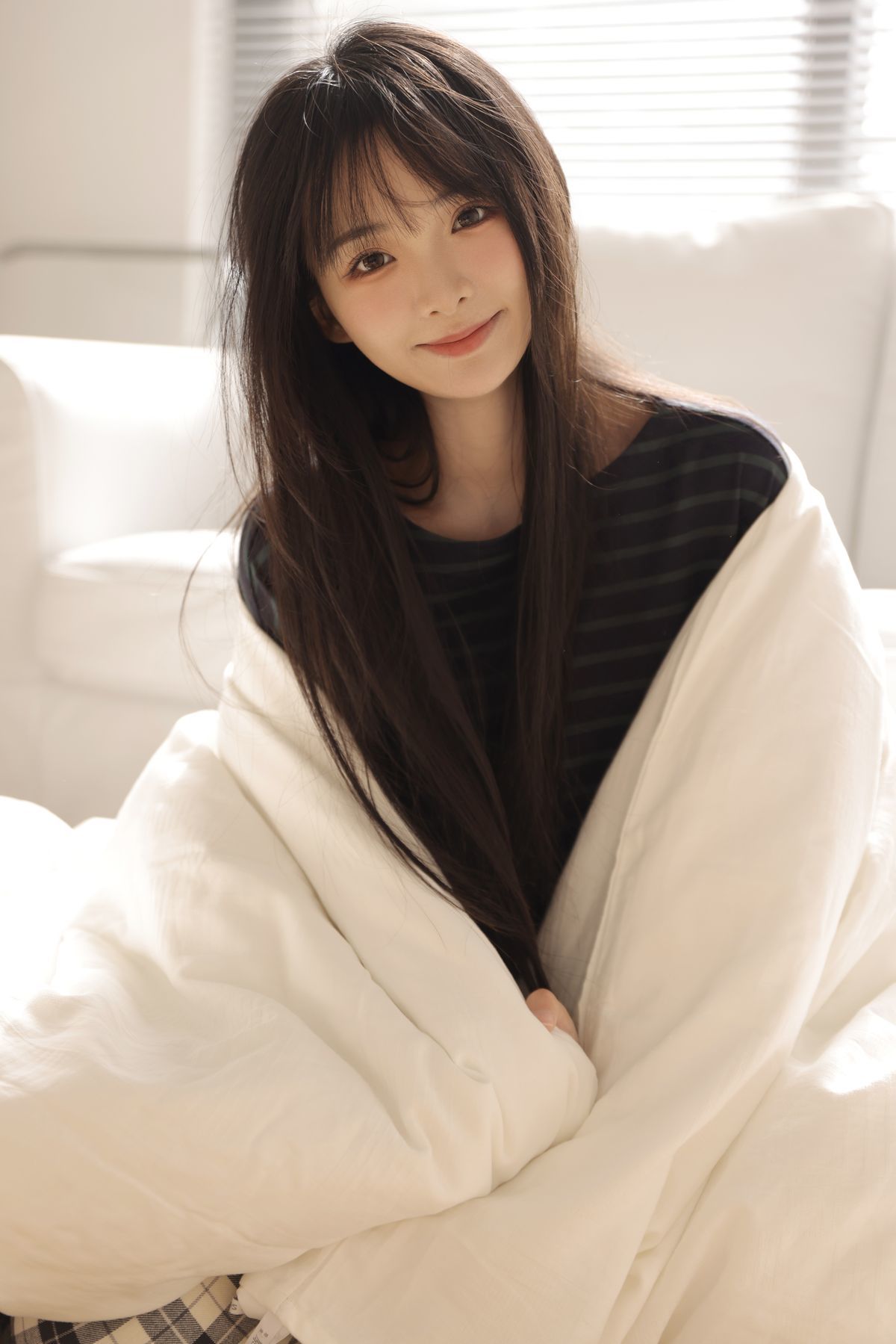 图片[26]-YiTuYu艺图语 Vol.3249 Li Li Zai W[31P]-六色网