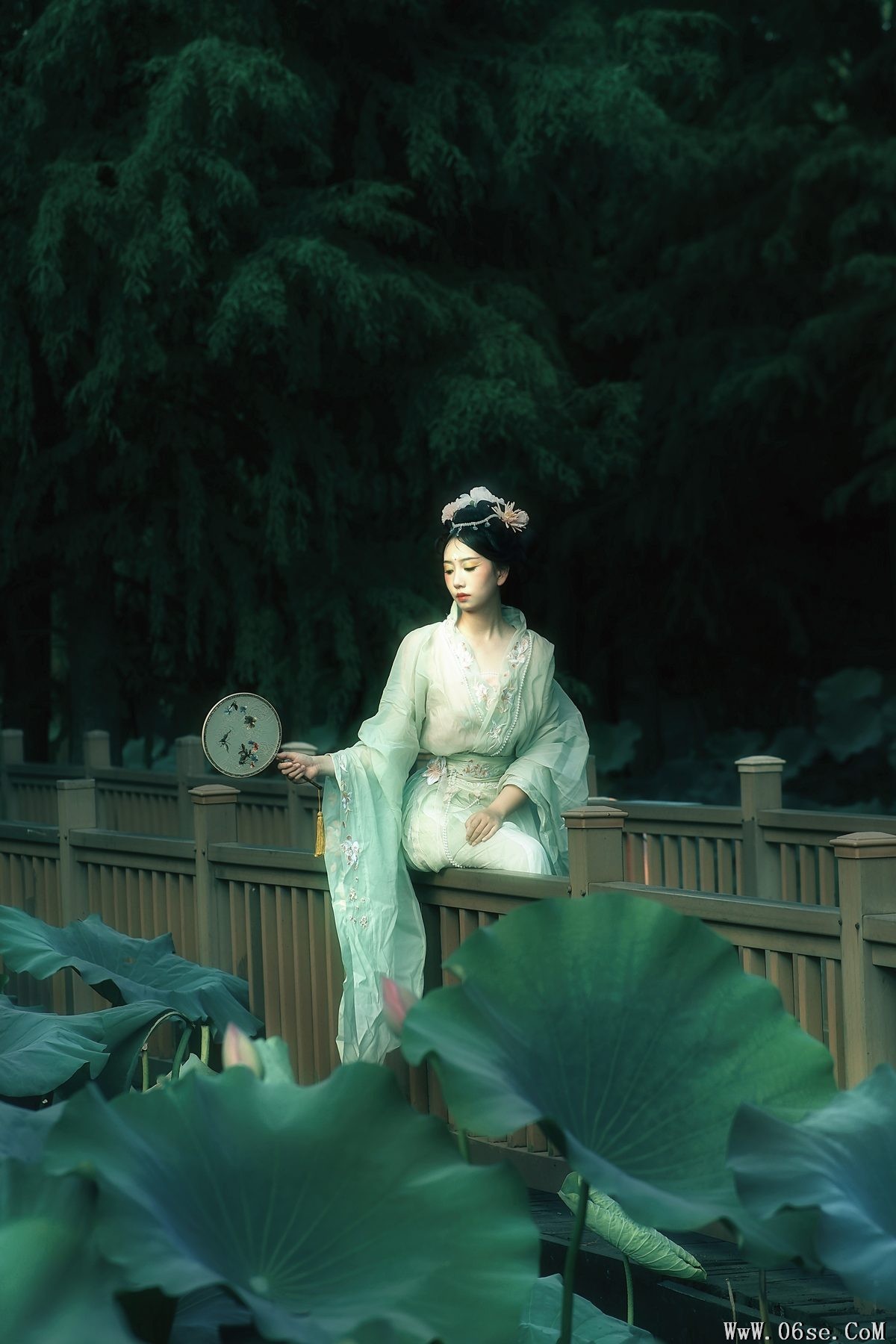 图片[9]-YiTuYu艺图语 Vol.5256 Xiao Qing[24P]-六色网