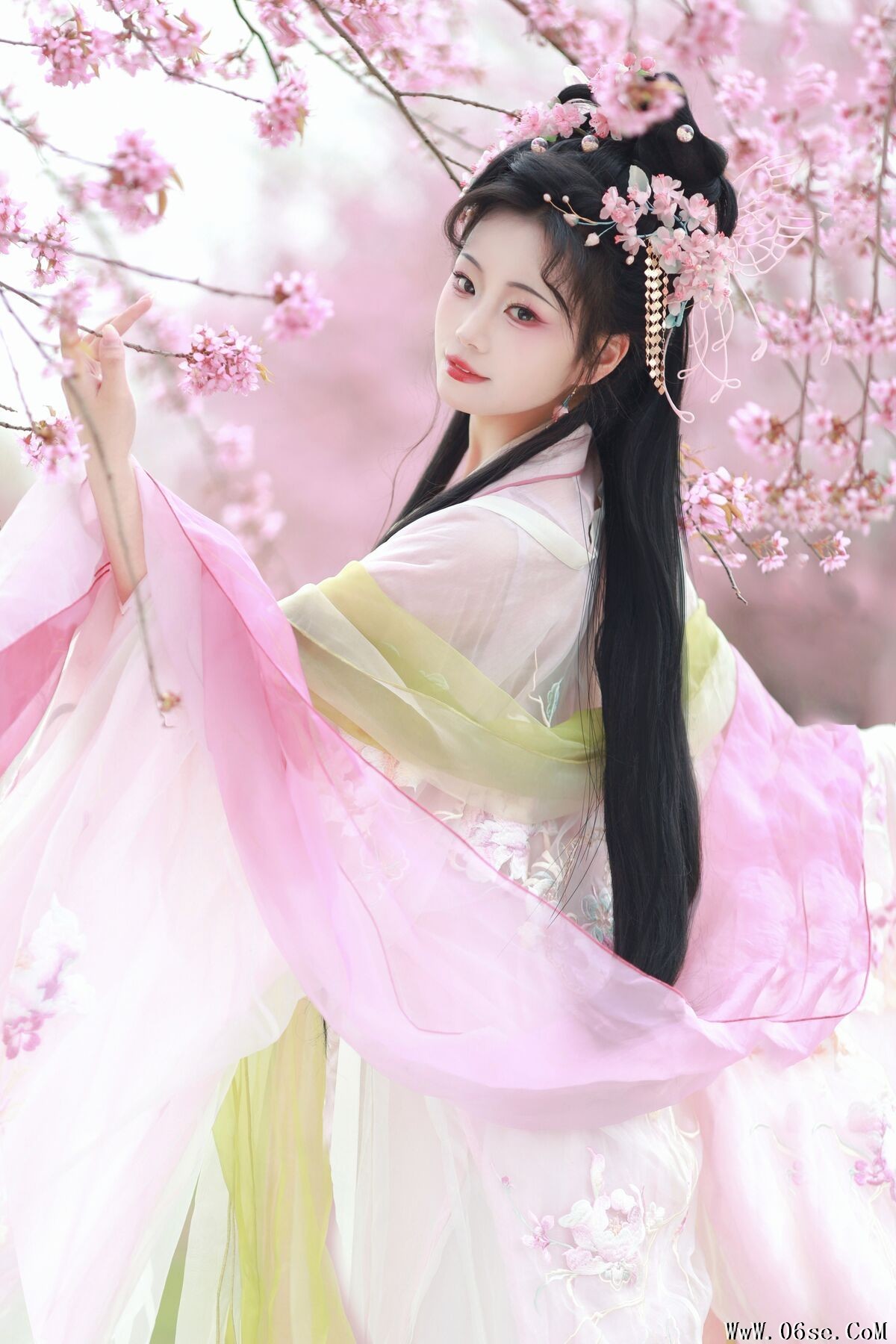 图片[22]-YiTuYu艺图语 Vol.6626 Qian Yue[23P]-六色网