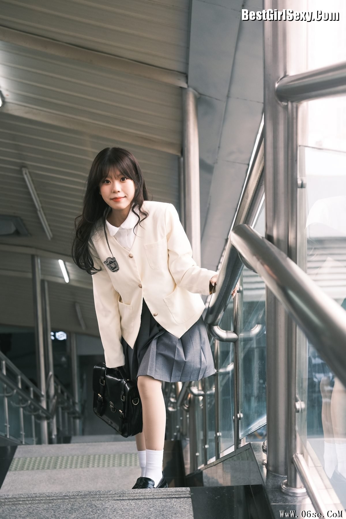图片[22]-YiTuYu艺图语 Vol.3790 Bu Chi Hai Dai[24P]-六色网