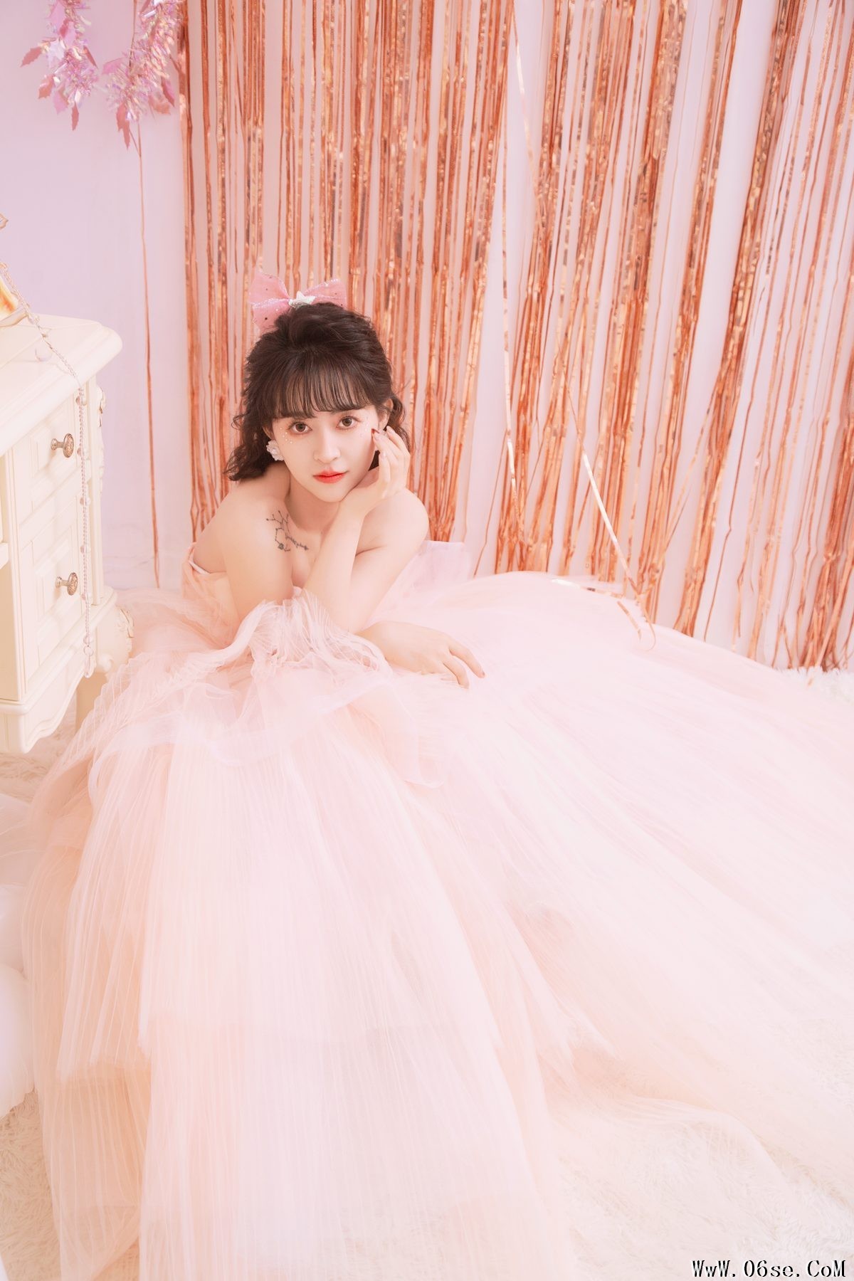 图片[17]-YiTuYu艺图语 Vol.6173 Yi Xuan[22P]-六色网