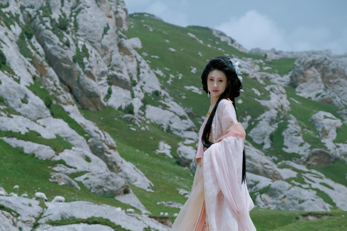 图片[6]-YiTuYu艺图语 Vol.7716 Xiao Bei Ke Qing Bu Yao Fang Qi[23P]-六色网