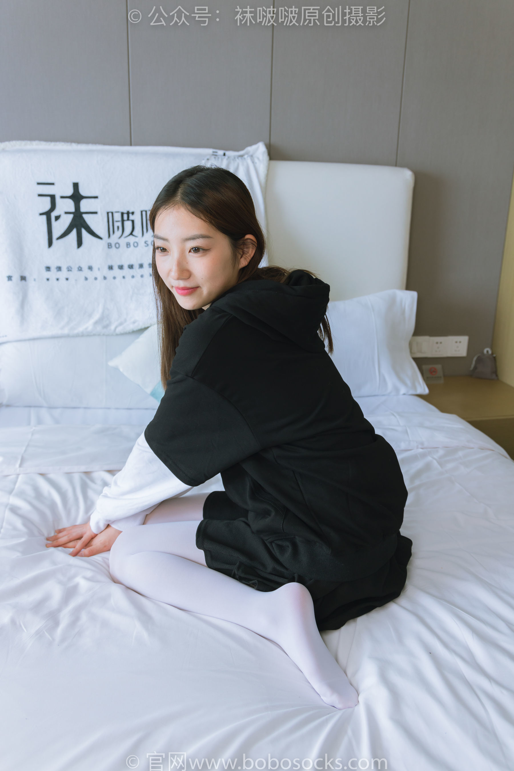 图片[20]-BoBoSocks袜啵啵 No.214 小沫 -黑色运动鞋、厚白丝[142P]-六色网