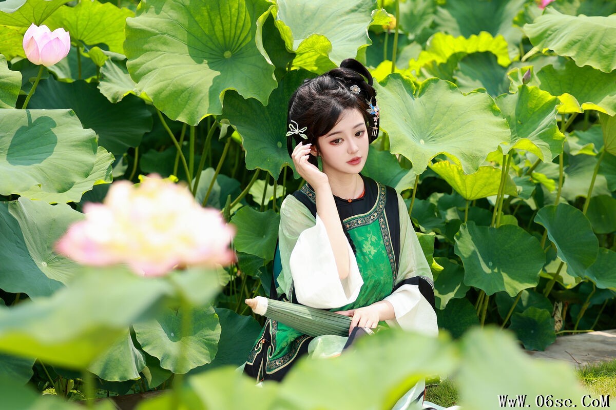 图片[17]-YiTuYu艺图语 Vol.7399 Bu Ke Ai De He He Miao[53P]-六色网