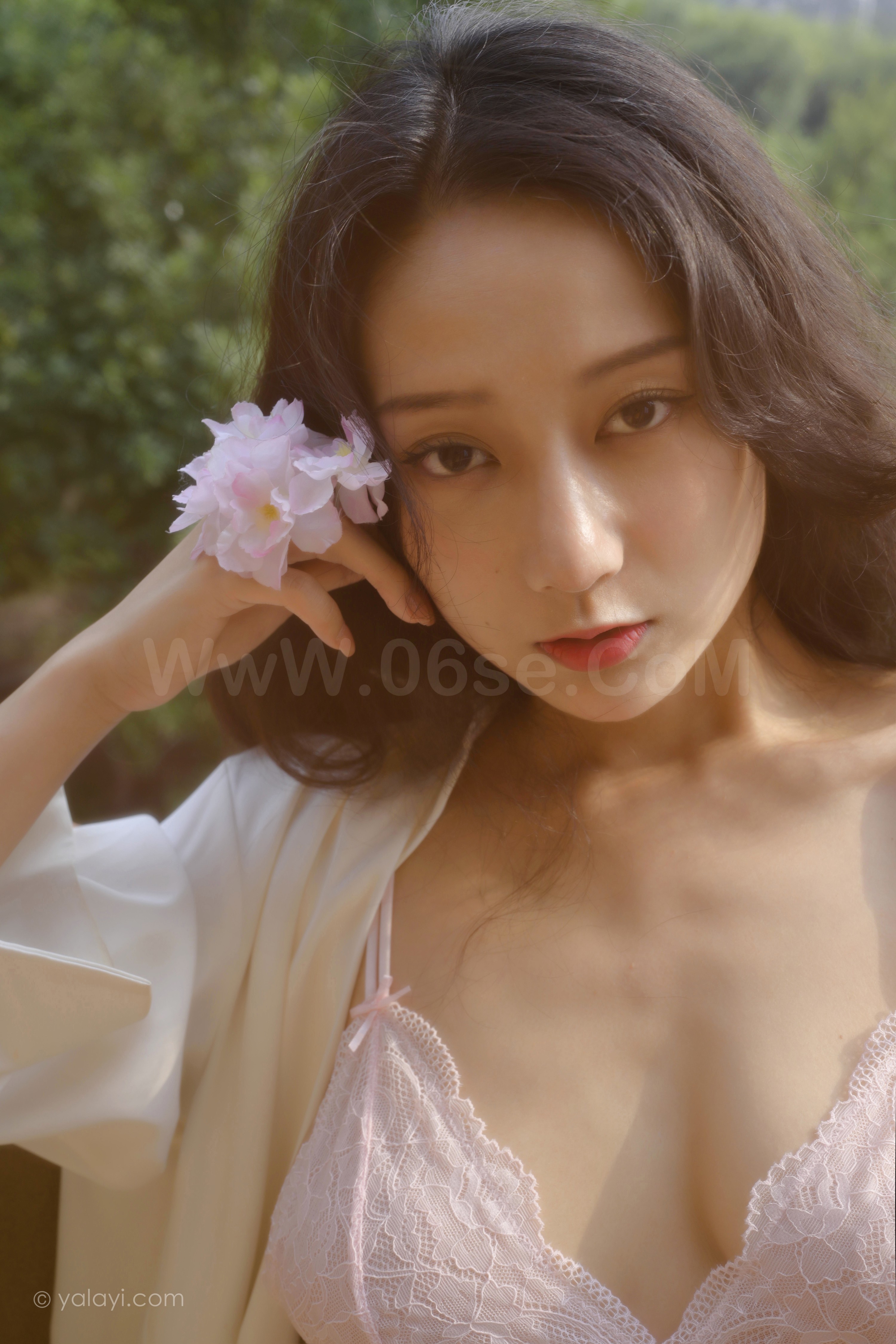图片[35]-雅拉伊 – 何嘉颖《清晨的景色》[37P]-六色网