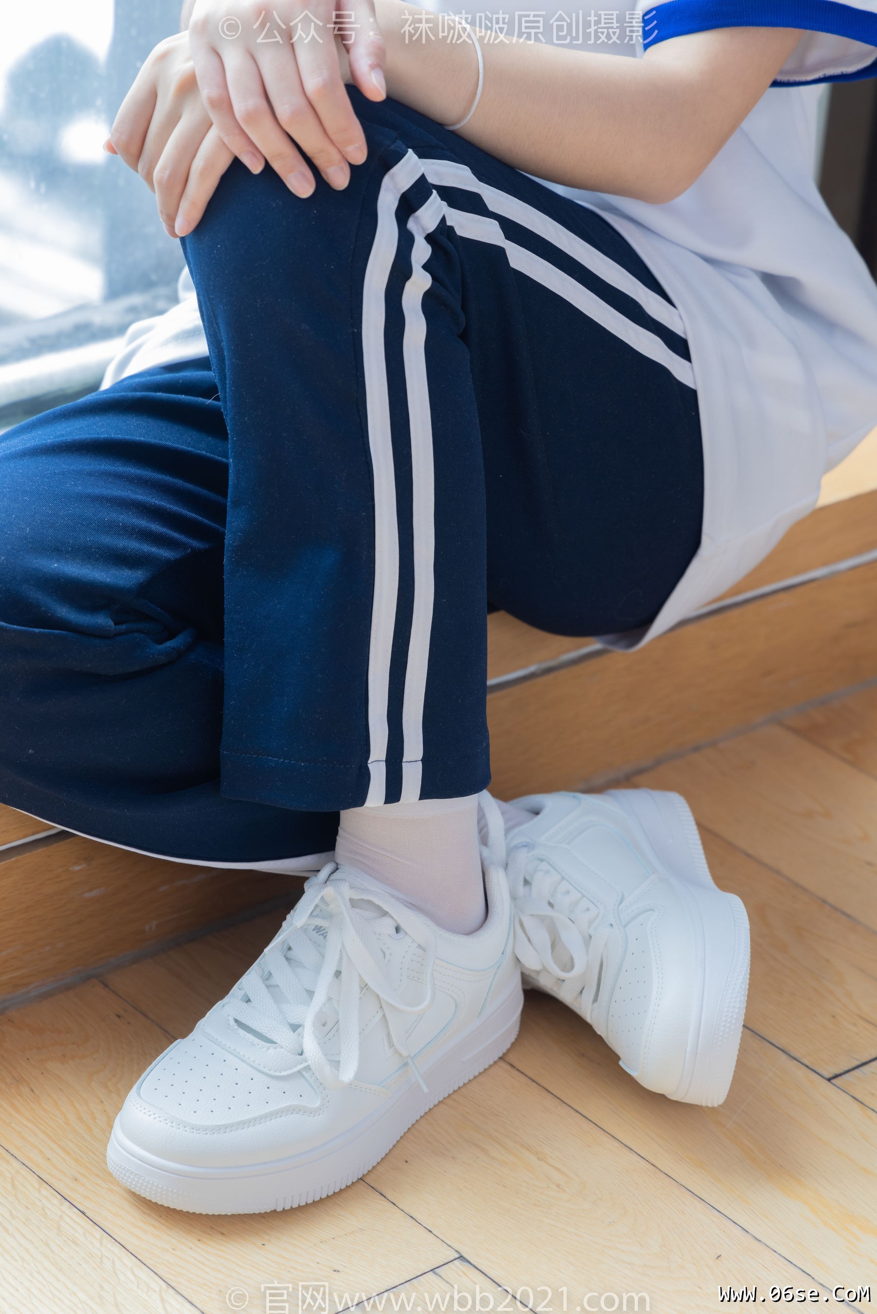 图片[40]-BoBoSocks袜啵啵 No.366 甜甜圈 -三双板鞋、白棉袜、短白丝[150P]-六色网