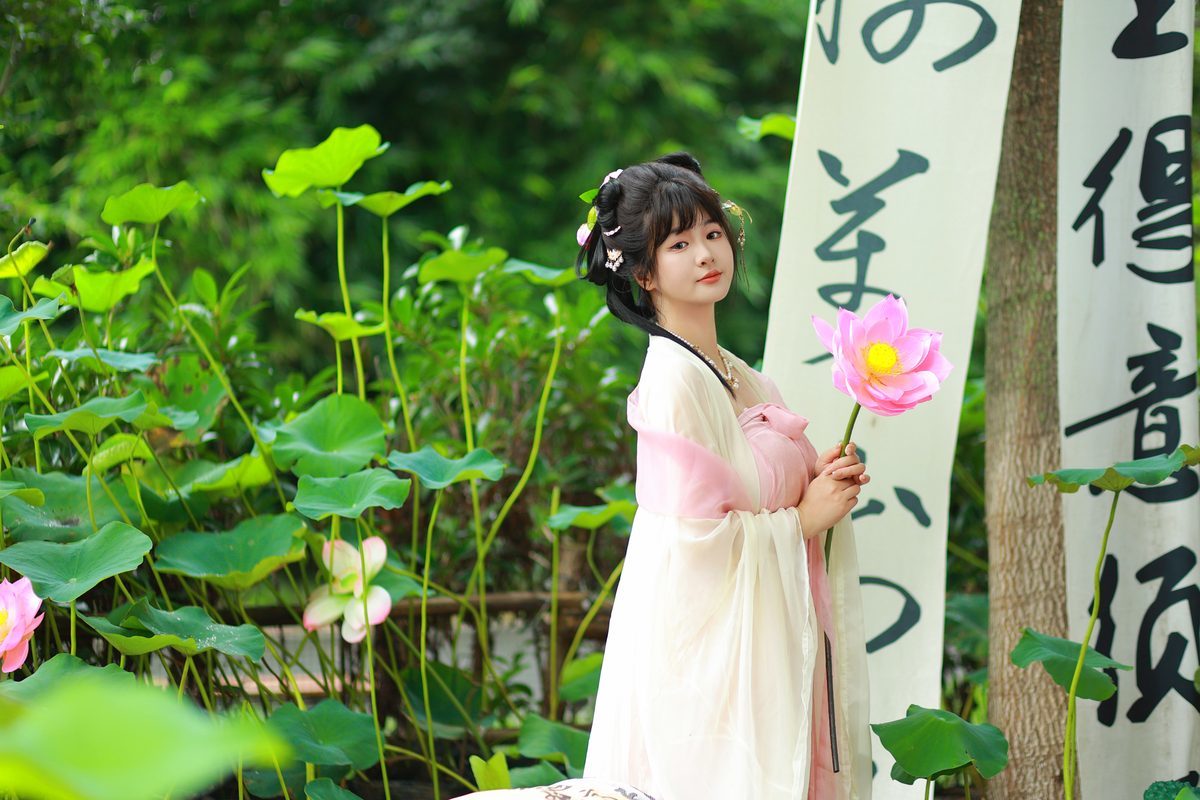 图片[14]-YiTuYu艺图语 Vol.5156 Bu Ke Ai De He He Miao[23P]-六色网