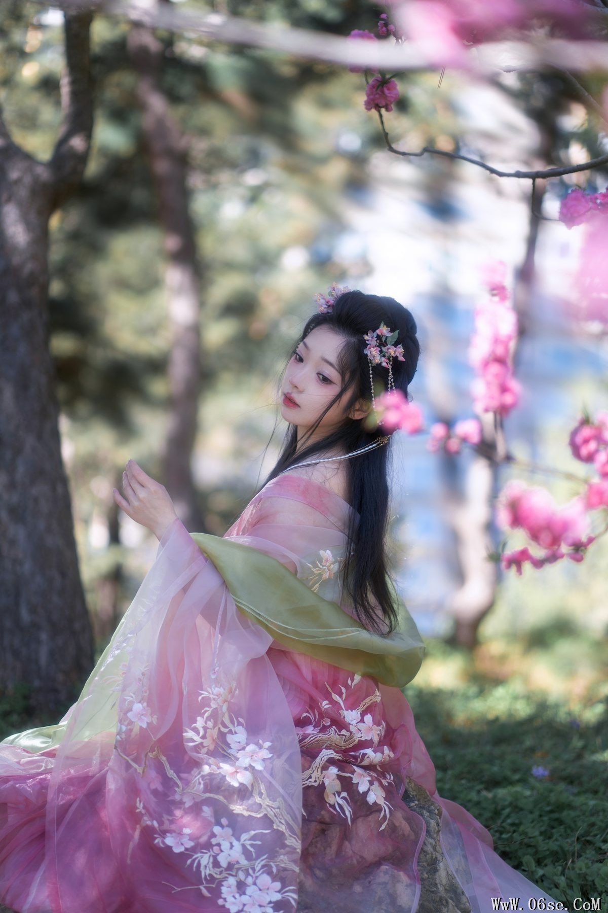 图片[21]-YiTuYu艺图语 Vol.4326 Lin You Chi[25P]-六色网