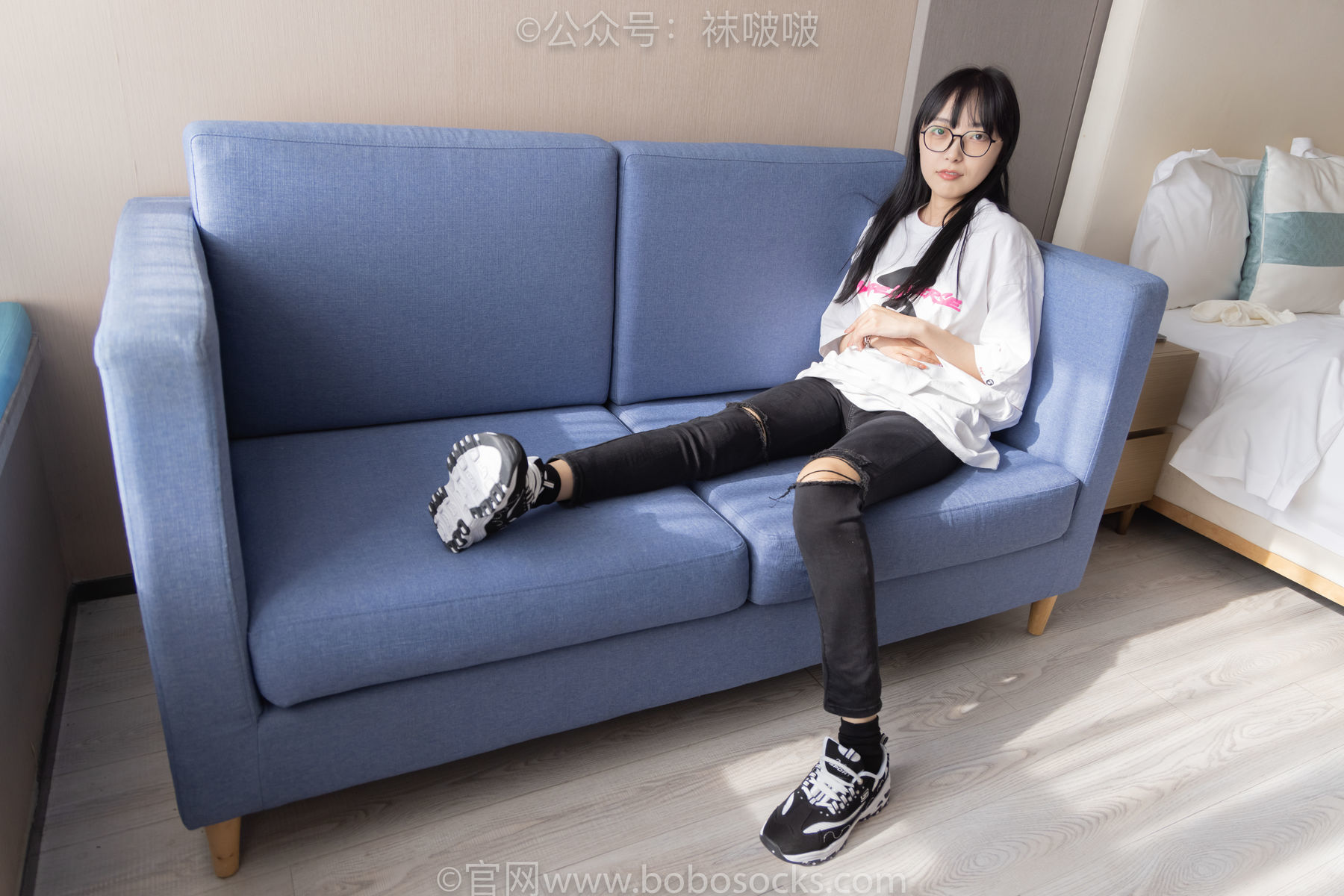 图片[87]-BoBoSocks袜啵啵 No.055 稚予-斯凯奇运动鞋、白棉袜、黑棉袜[139P]-六色网