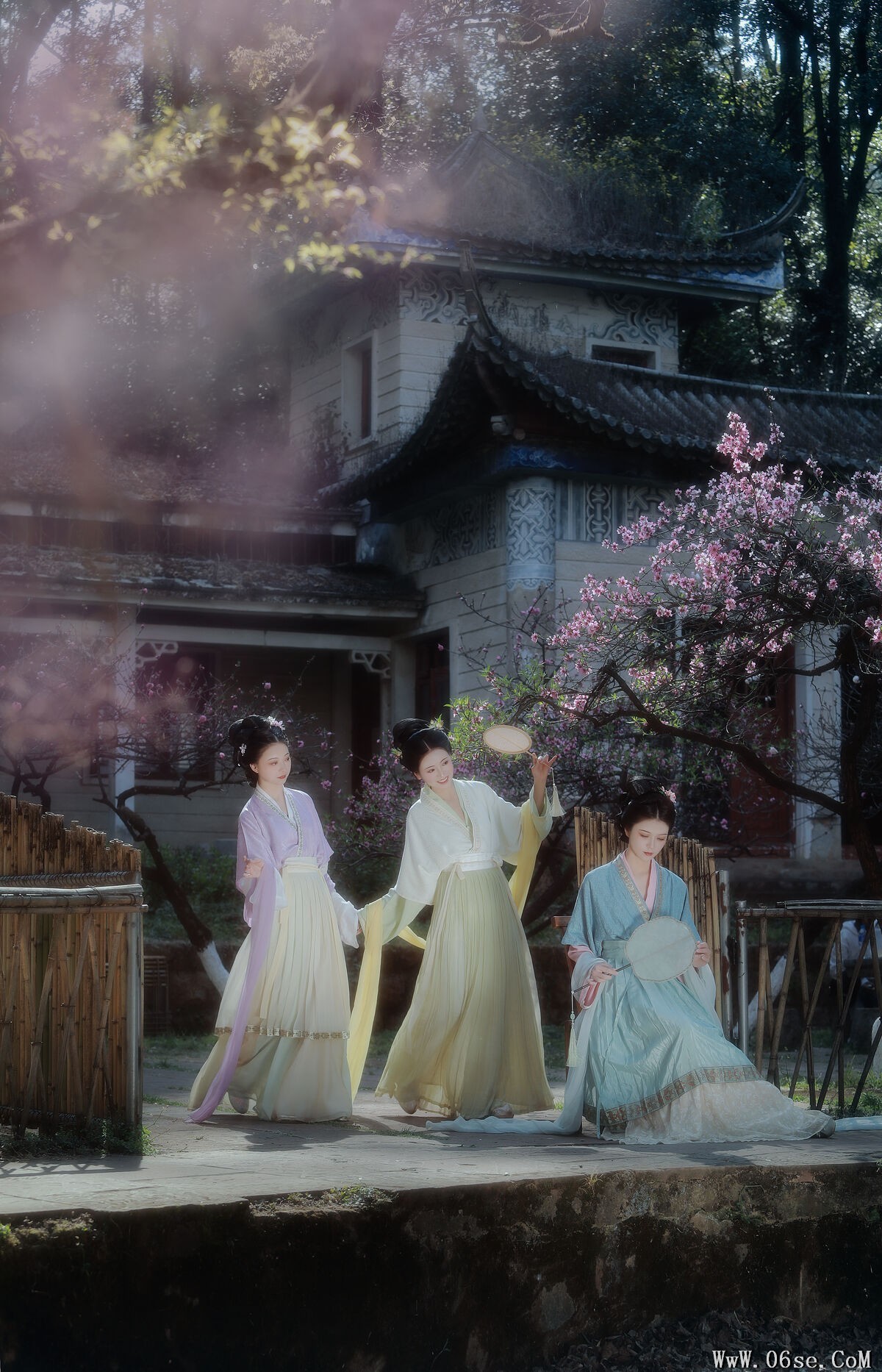 图片[12]-YiTuYu艺图语 Vol.7029 Yu Fang[25P]-六色网