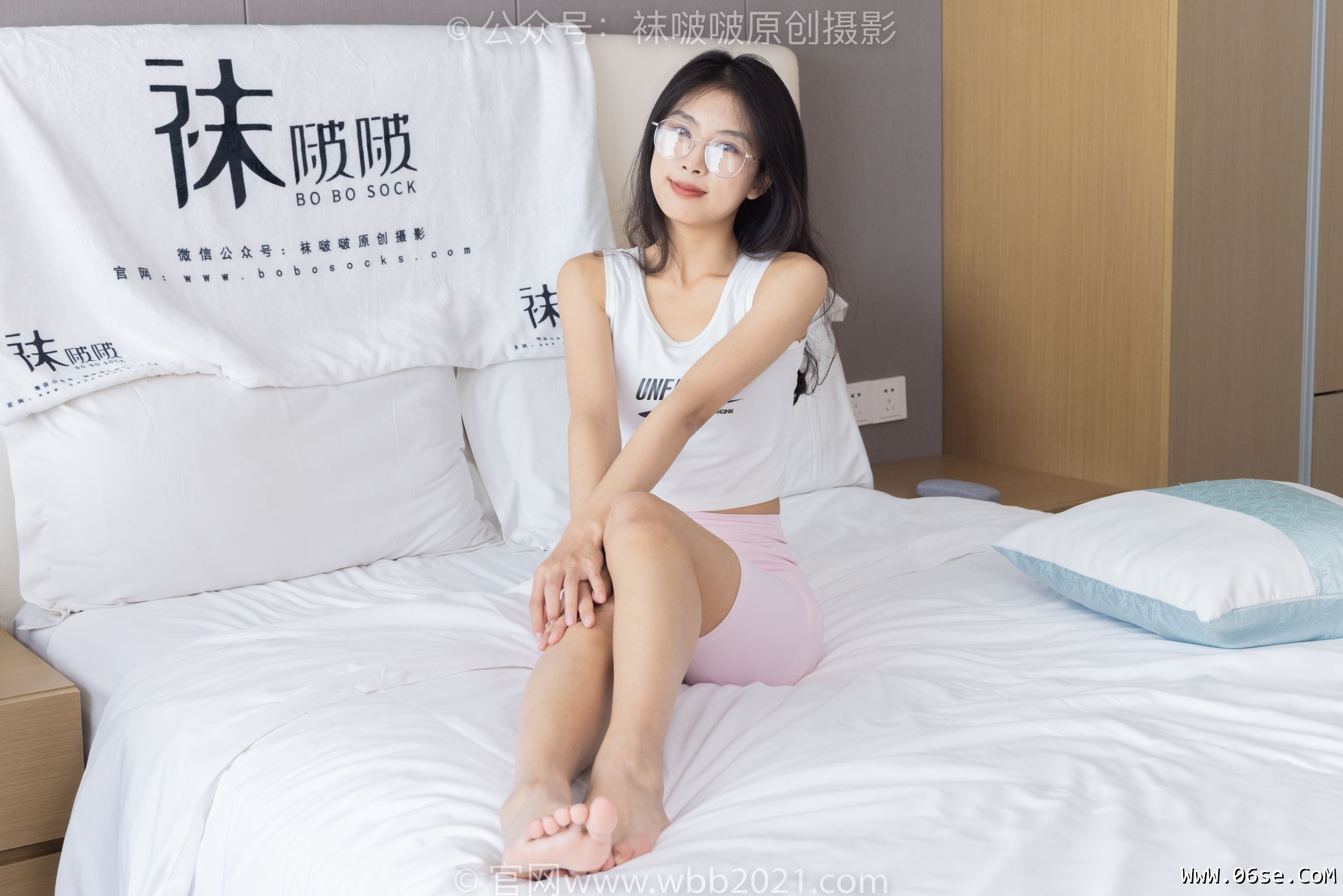 图片[151]-BoBoSocks袜啵啵 No.301 奶油 -两双板鞋、白棉袜、短黑丝、裸足[240P]-六色网