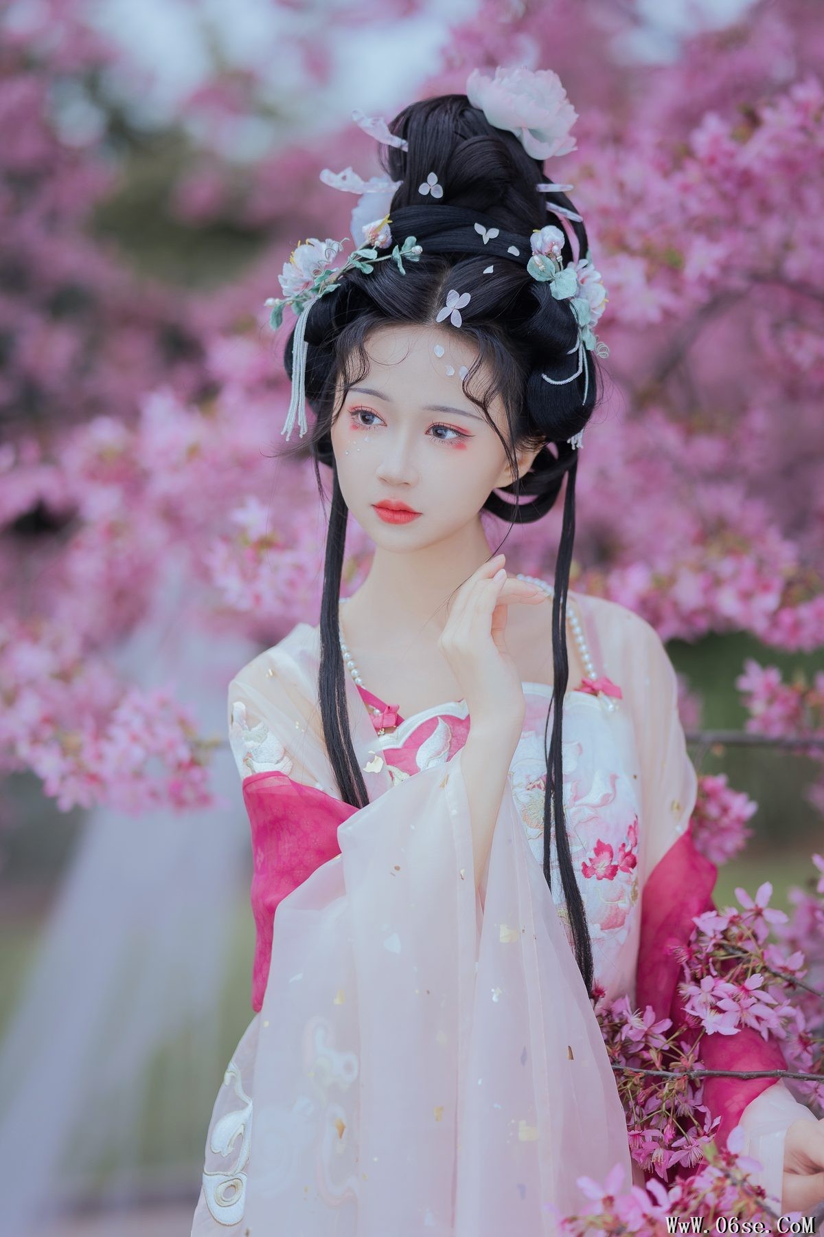 图片[11]-YiTuYu艺图语 Vol.4190 Qi Luo Sheng De Xiao Su Su[36P]-六色网