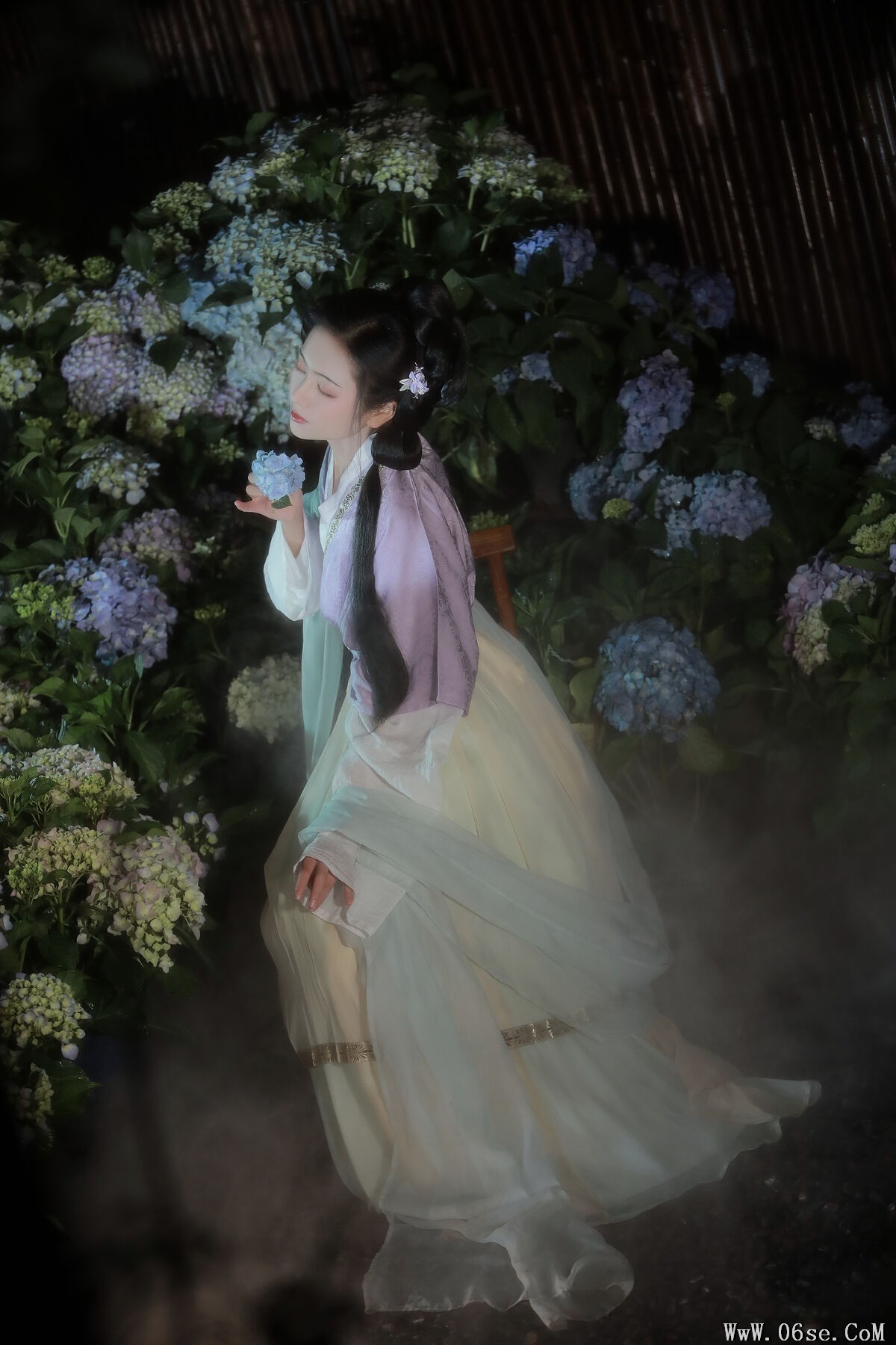 图片[17]-YiTuYu艺图语 Vol.7365 Yu Jin[21P]-六色网