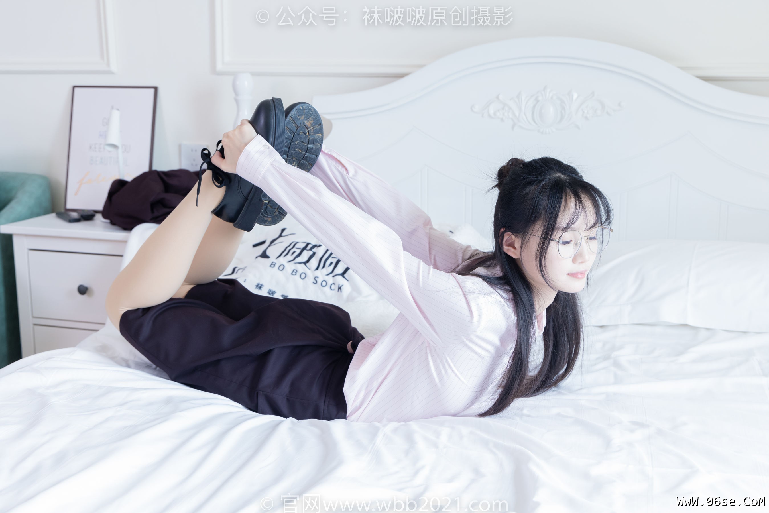 图片[155]-BoBoSocks袜啵啵 No.362 甜甜圈 -两双皮鞋、厚肉丝、厚黑丝、ol制服[230P]-六色网
