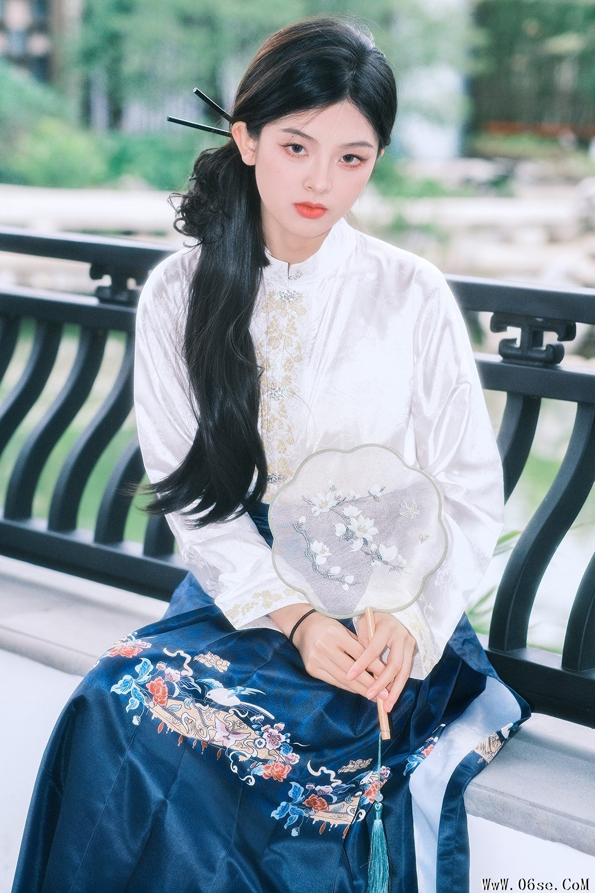 YiTuYu艺图语 Vol.5682 Zhang Zhang Bao[32P]-六色网