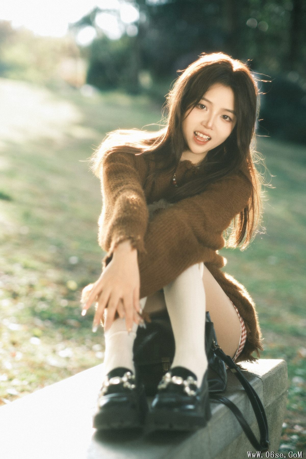 图片[22]-YiTuYu艺图语 Vol.6112 Jia Jia[26P]-六色网