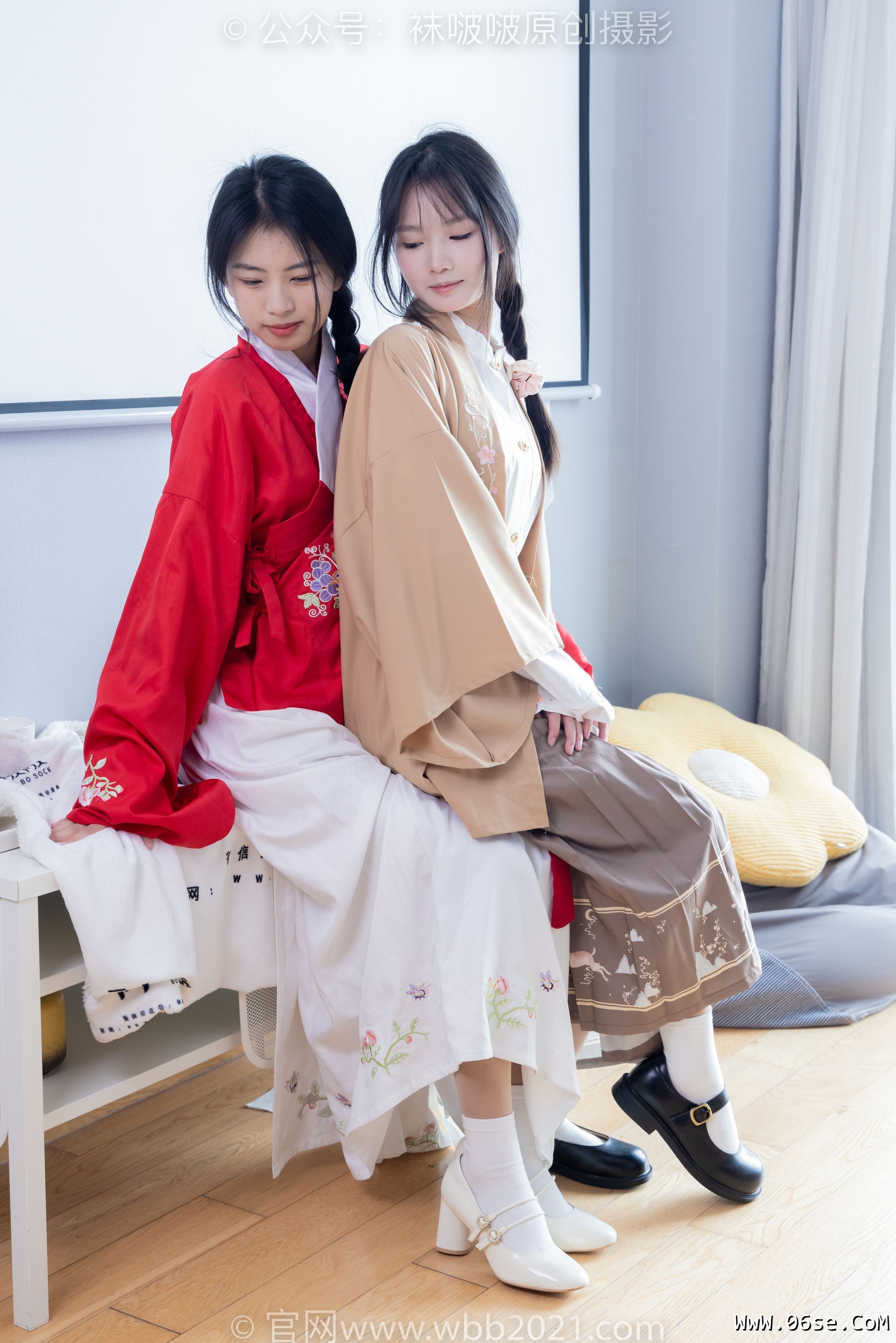 图片[94]-BoBoSocks袜啵啵 No.400 奶油&甜甜圈 -两双高跟鞋、白棉袜、肉丝[158P]-六色网
