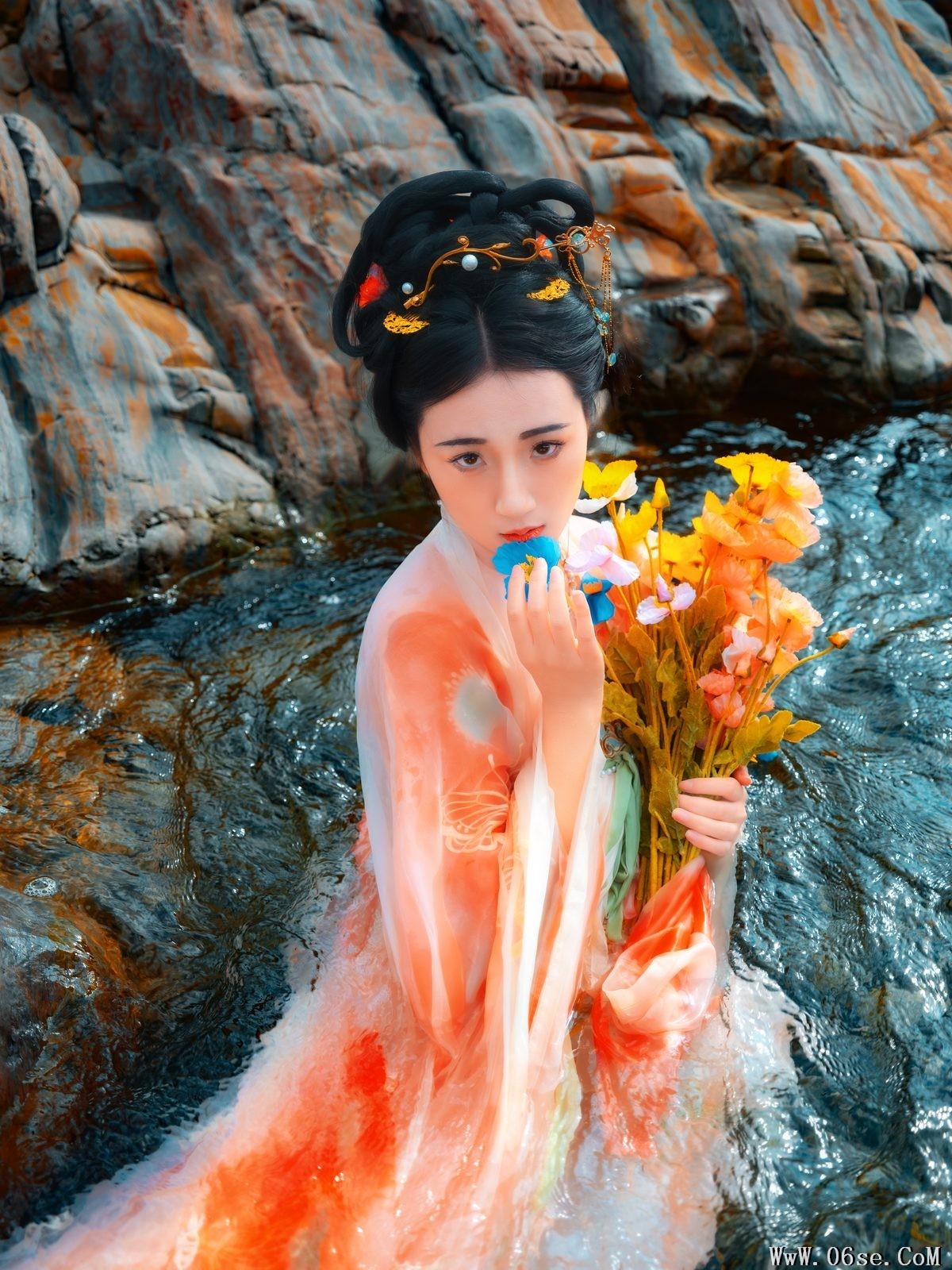 图片[36]-YiTuYu艺图语 Vol.5089 Long En Xing[49P]-六色网