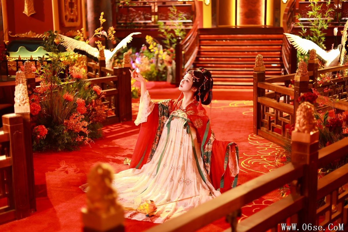 图片[6]-YiTuYu艺图语 Vol.5514 Bu Ke Ai De He He[43P]-六色网