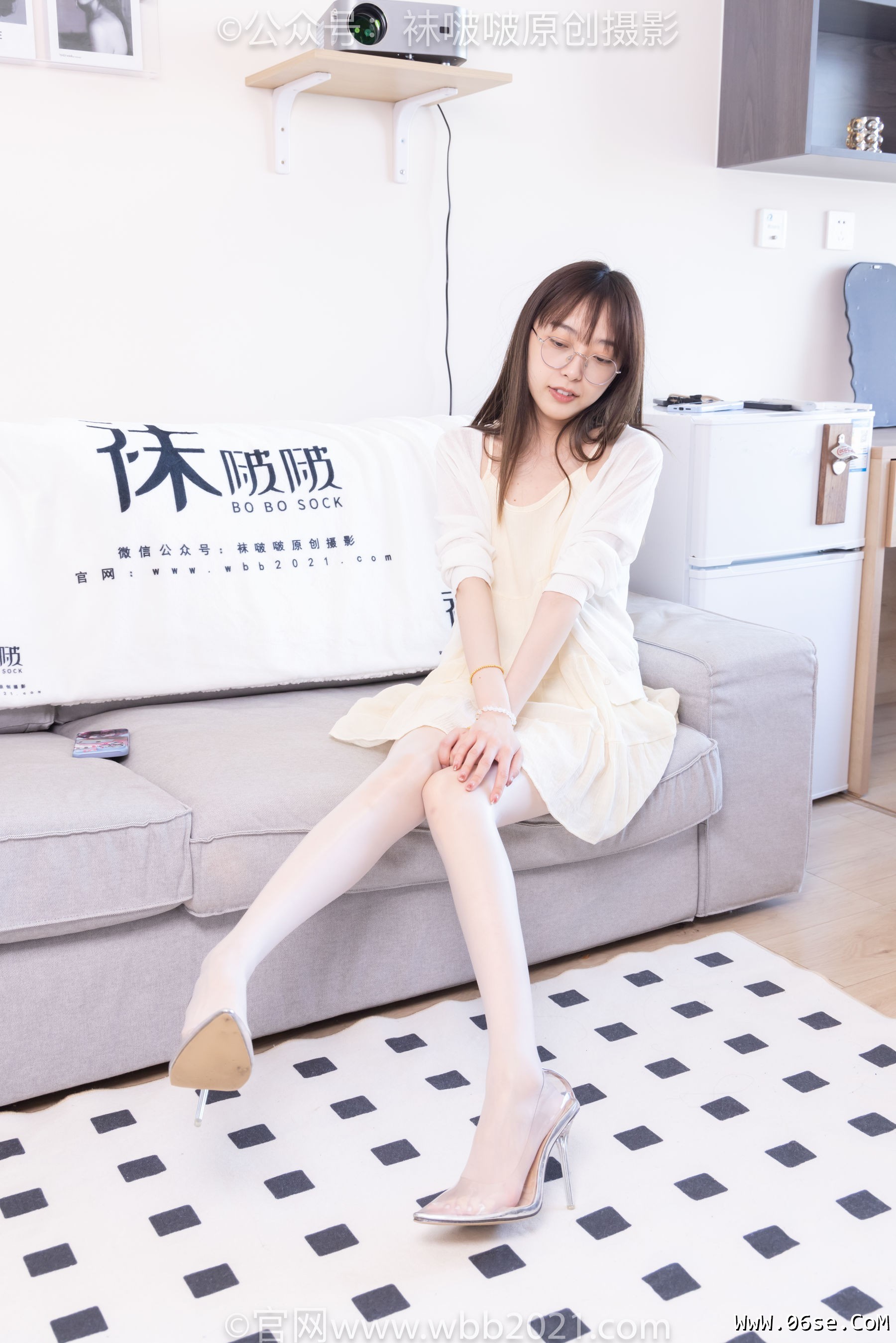图片[134]-BoBoSocks袜啵啵 No.391 稚予 -两双高跟鞋、肉丝、油亮白丝、裸足[145P]-六色网