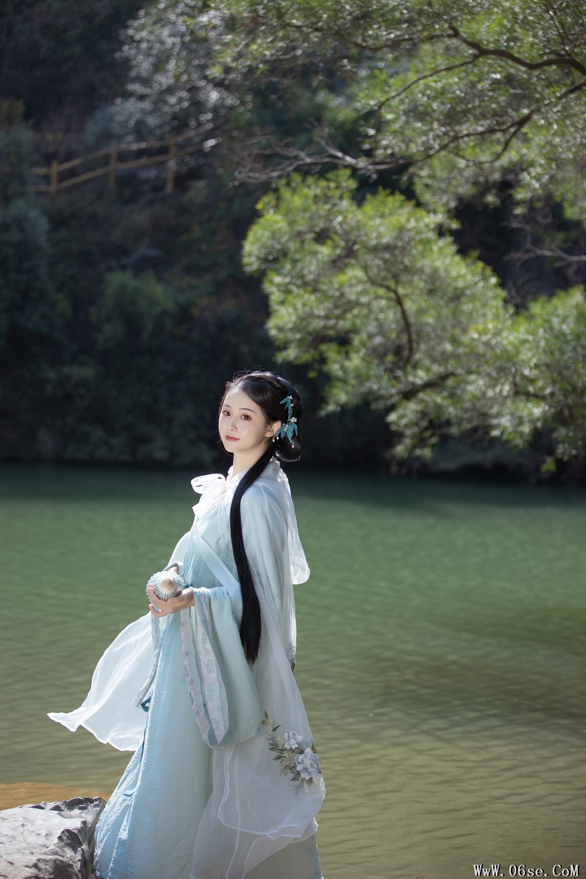 图片[17]-YiTuYu艺图语 Vol.3458 Han Han[39P]-六色网