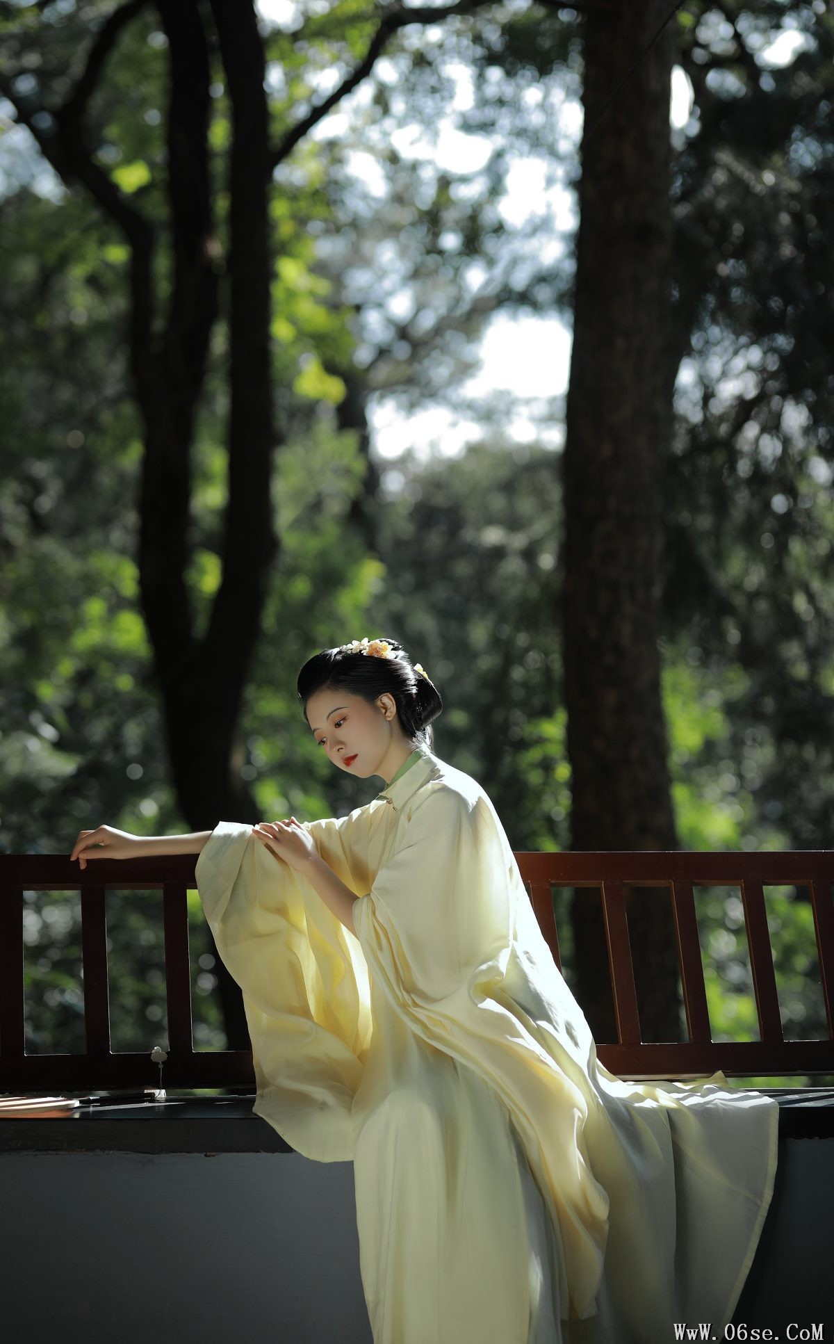 图片[11]-YiTuYu艺图语 Vol.3099 YunFleur[41P]-六色网