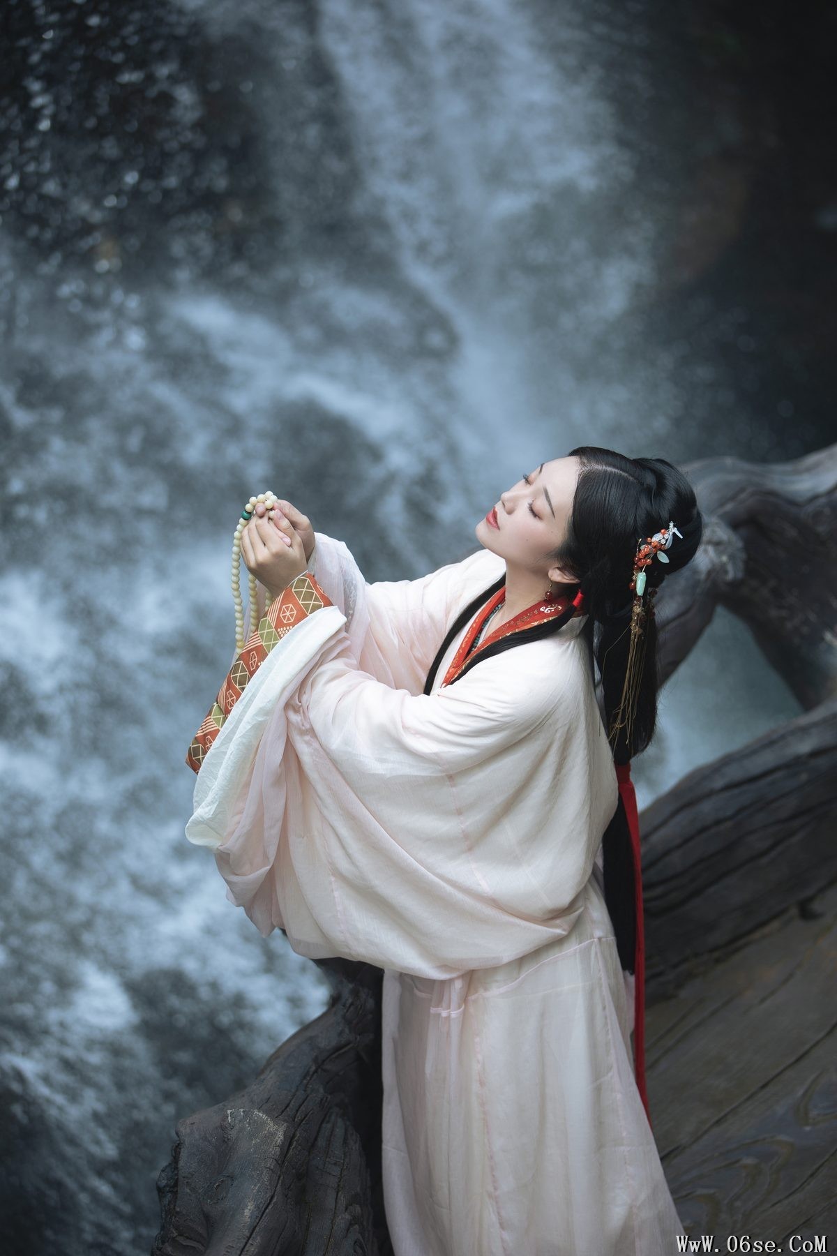 图片[21]-YiTuYu艺图语 Vol.5220 Qiu Da Da[36P]-六色网