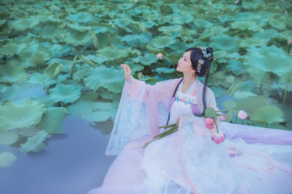 图片[12]-YiTuYu艺图语 Vol.4138 Qi Luo Sheng De Xiao Su Su[24P]-六色网