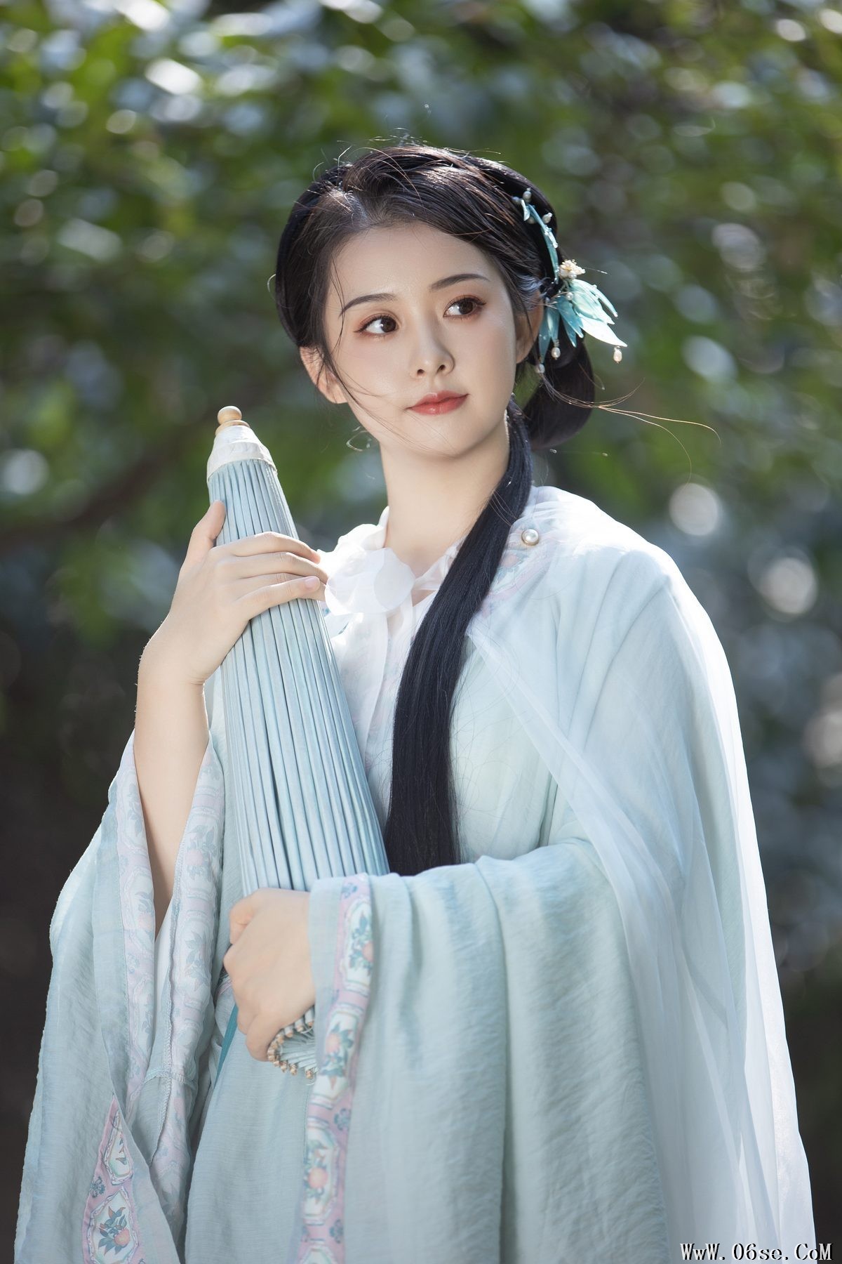 图片[25]-YiTuYu艺图语 Vol.3458 Han Han[39P]-六色网