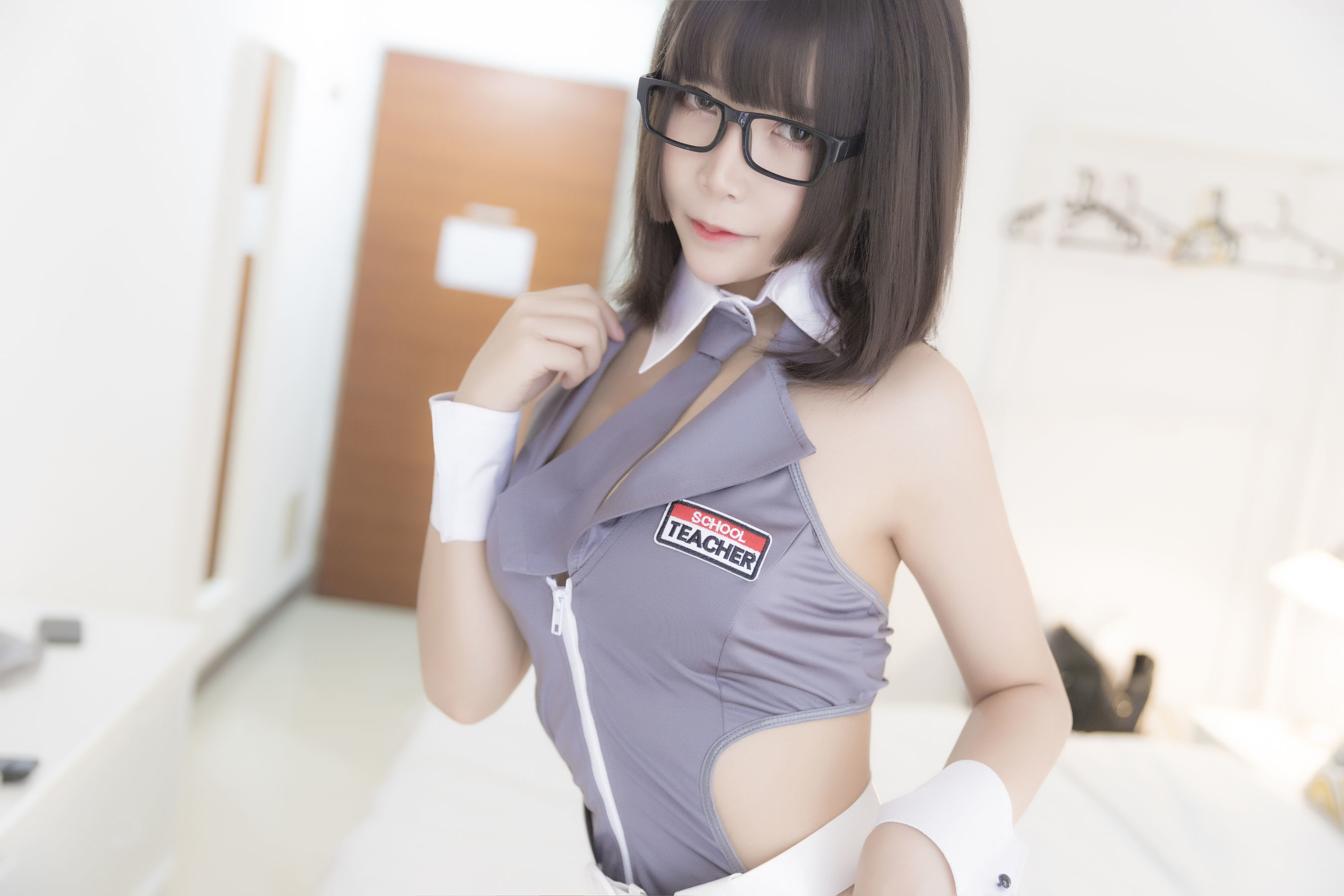 图片[14]-二次元妹子抱走莫子aa 黑丝制服[45P]-六色网