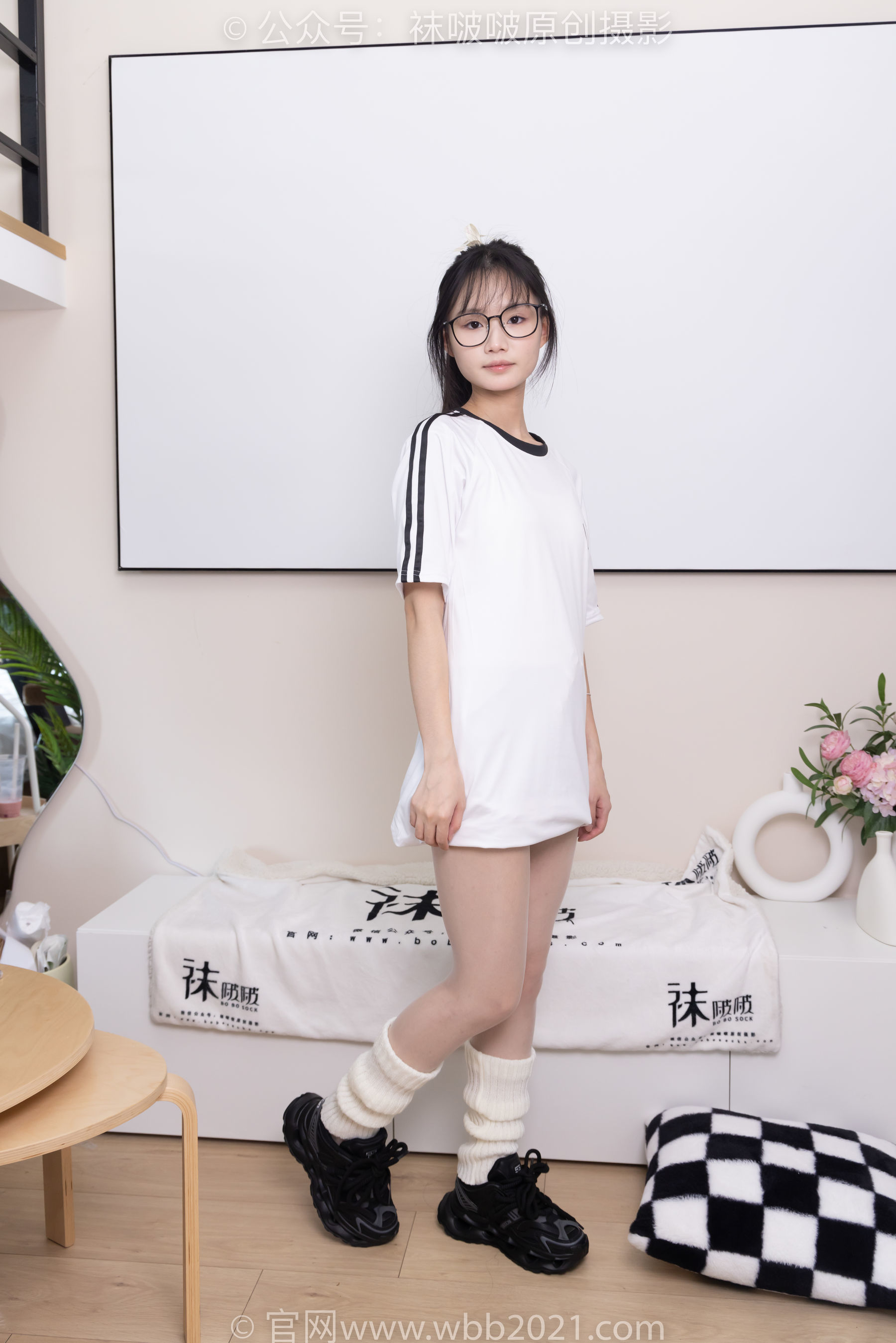 BoBoSocks袜啵啵 No.376 甜甜圈 -运动鞋、堆堆袜套、白丝[150P]-六色网