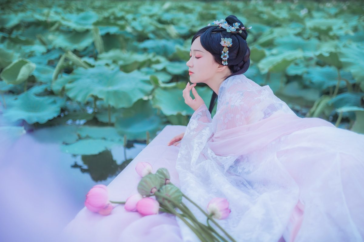 图片[18]-YiTuYu艺图语 Vol.4138 Qi Luo Sheng De Xiao Su Su[24P]-六色网