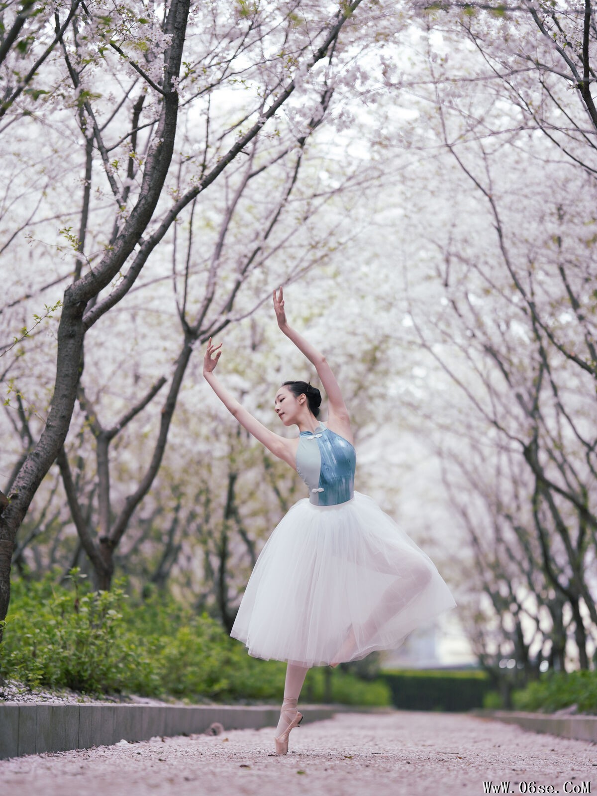 图片[19]-YiTuYu艺图语 Vol.6883 Xiao Xong[25P]-六色网