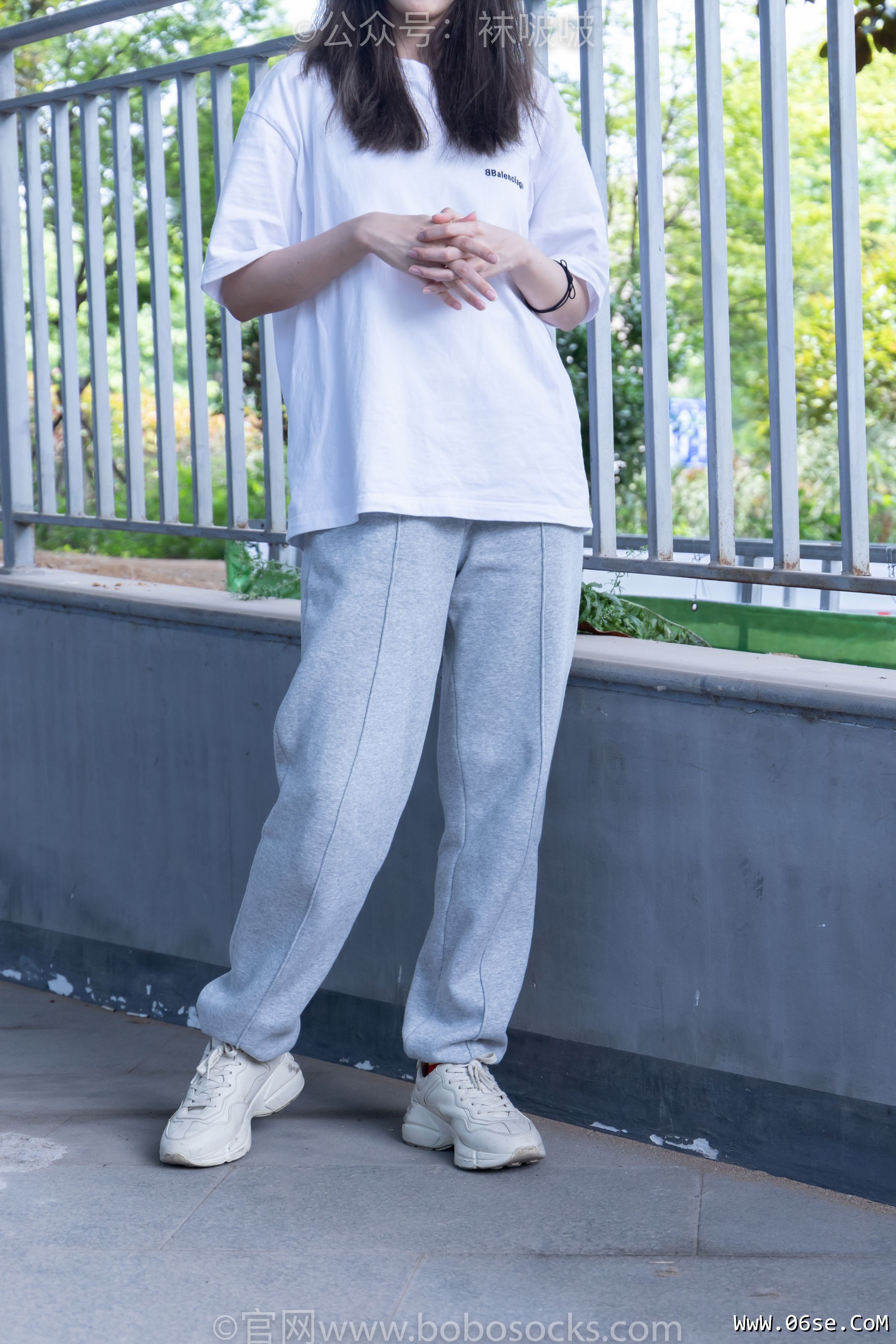 图片[8]-BoBoSocks袜啵啵 No.012 泡芙-运动鞋、白棉袜、裸足[132P]-六色网