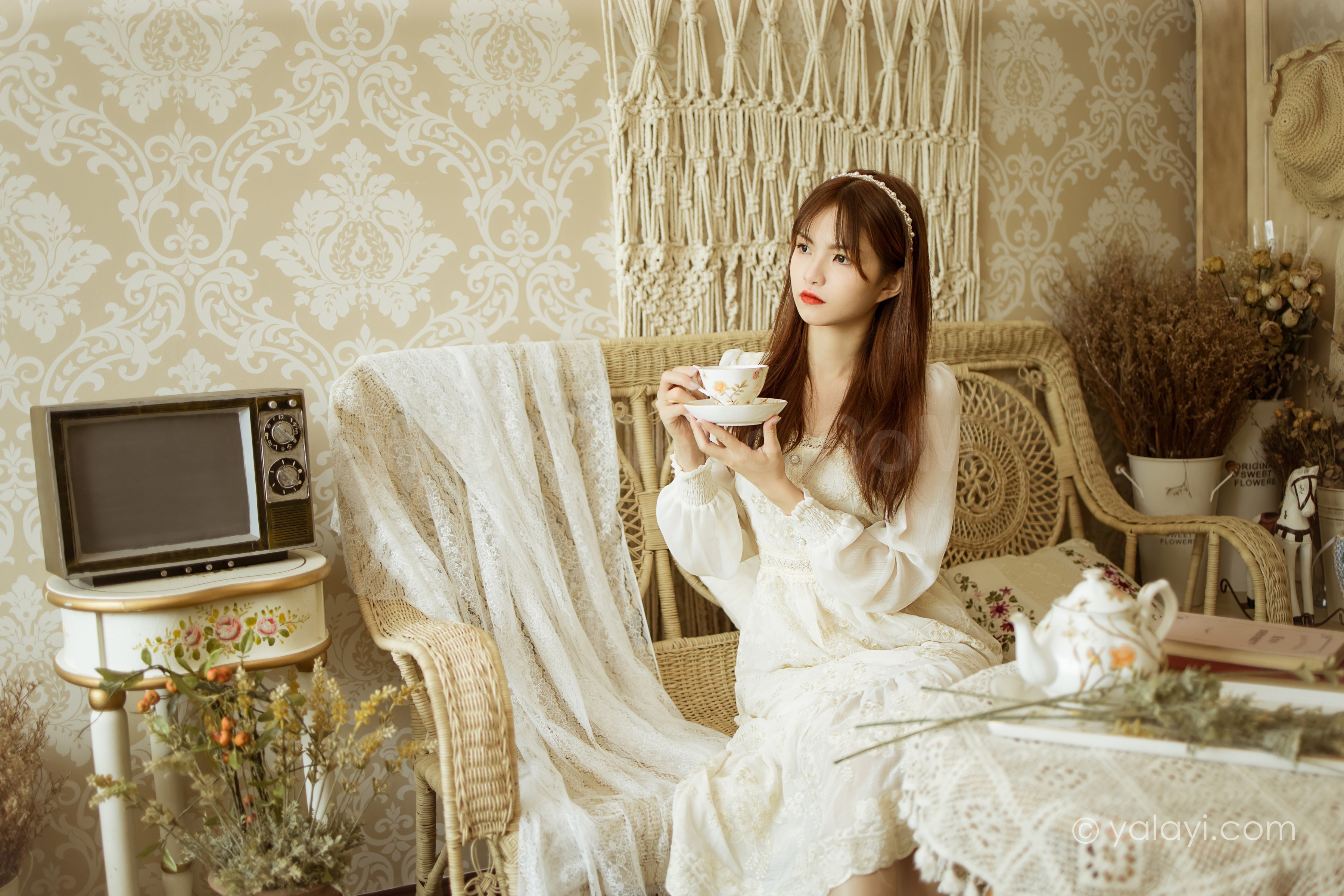 图片[3]-雅拉伊 – 茹莎《花白裙》[41P]-六色网