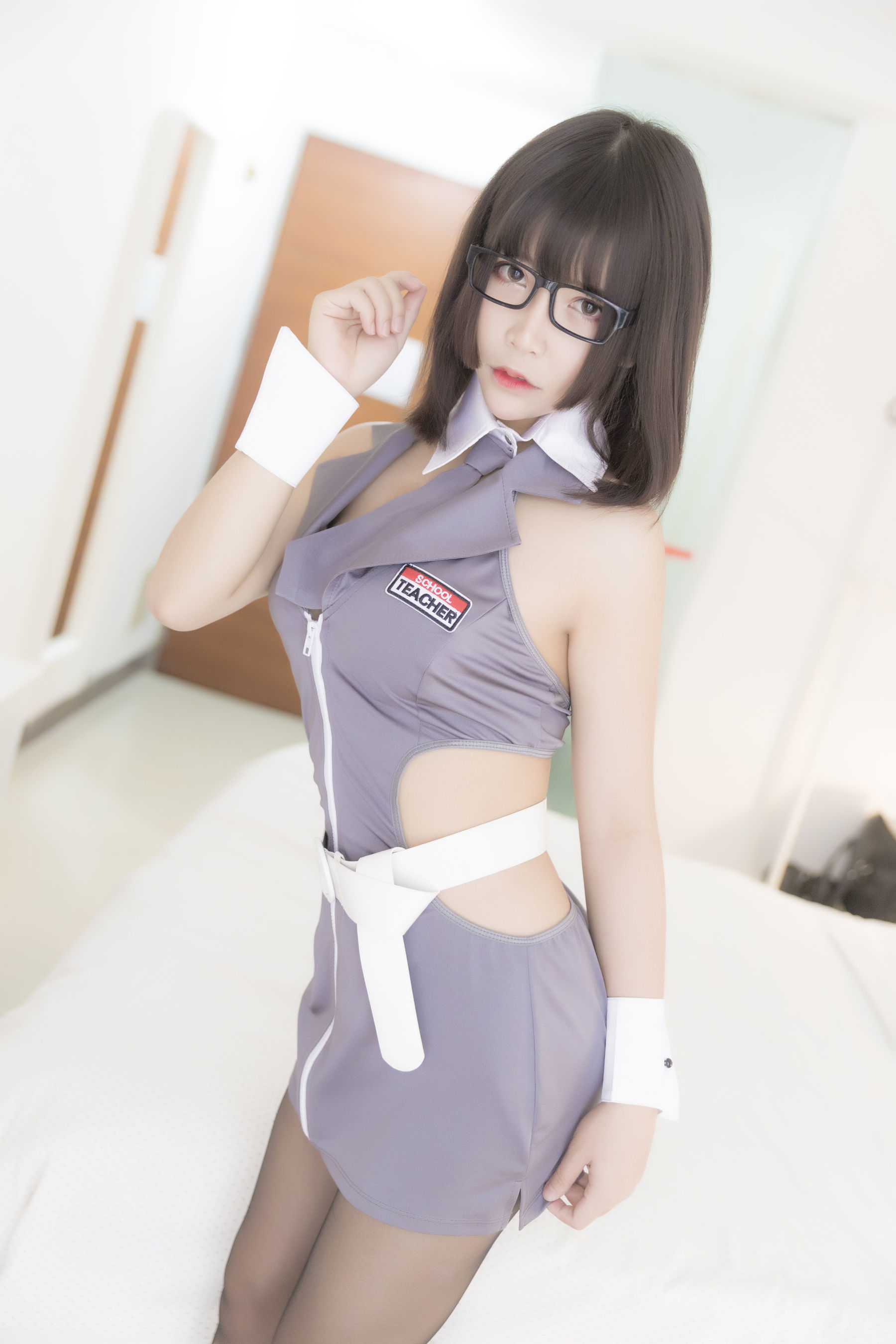 图片[15]-二次元妹子抱走莫子aa 黑丝制服[45P]-六色网