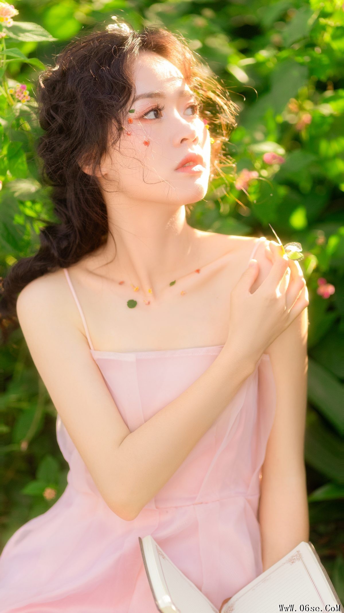 图片[30]-YiTuYu艺图语 Vol.5563 Yi[30P]-六色网