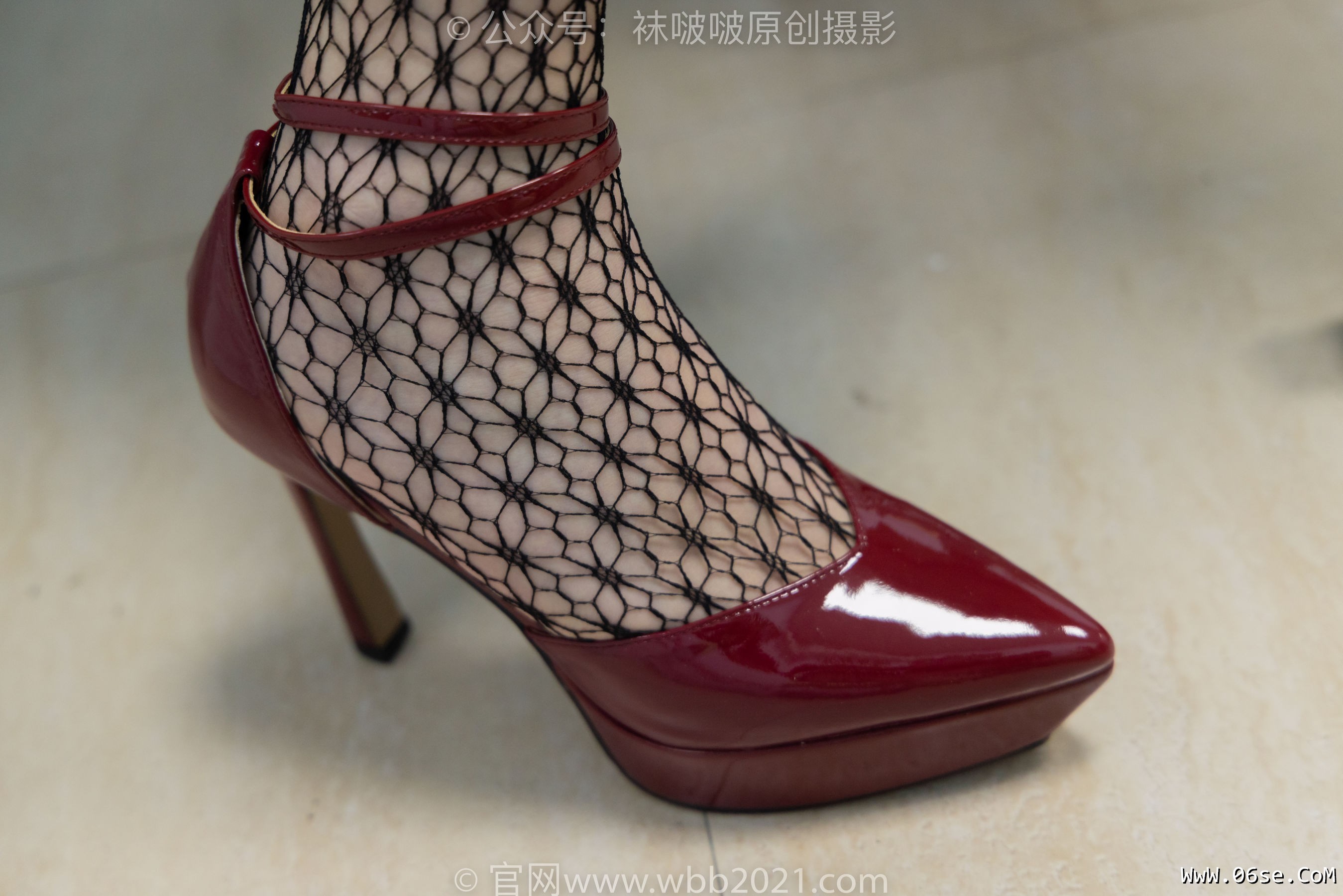 图片[128]-BoBoSocks袜啵啵 No.375 小甜豆 -高跟鞋、黑色蕾丝网袜、校服裤里丝[160P]-六色网