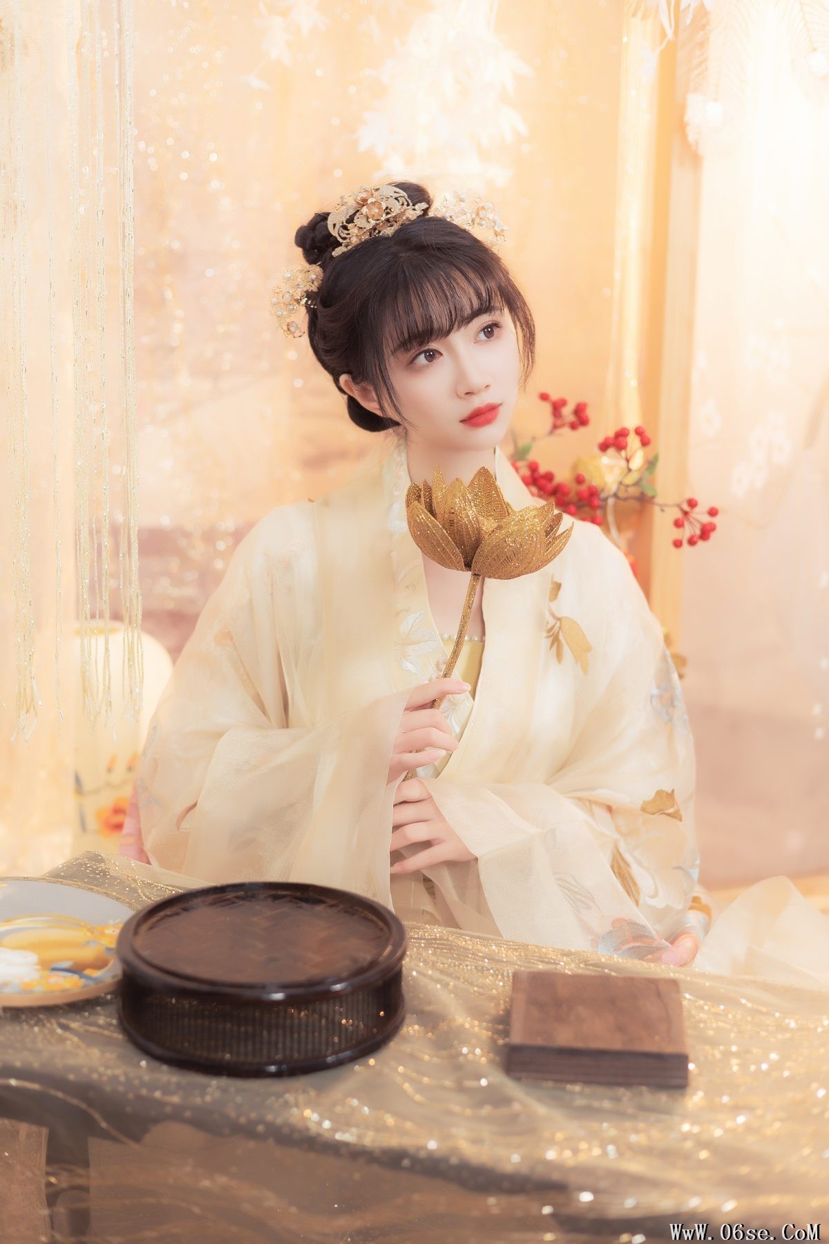 图片[25]-YiTuYu艺图语 Vol.6129 Qi Luo Sheng De Xiao Su Su[26P]-六色网