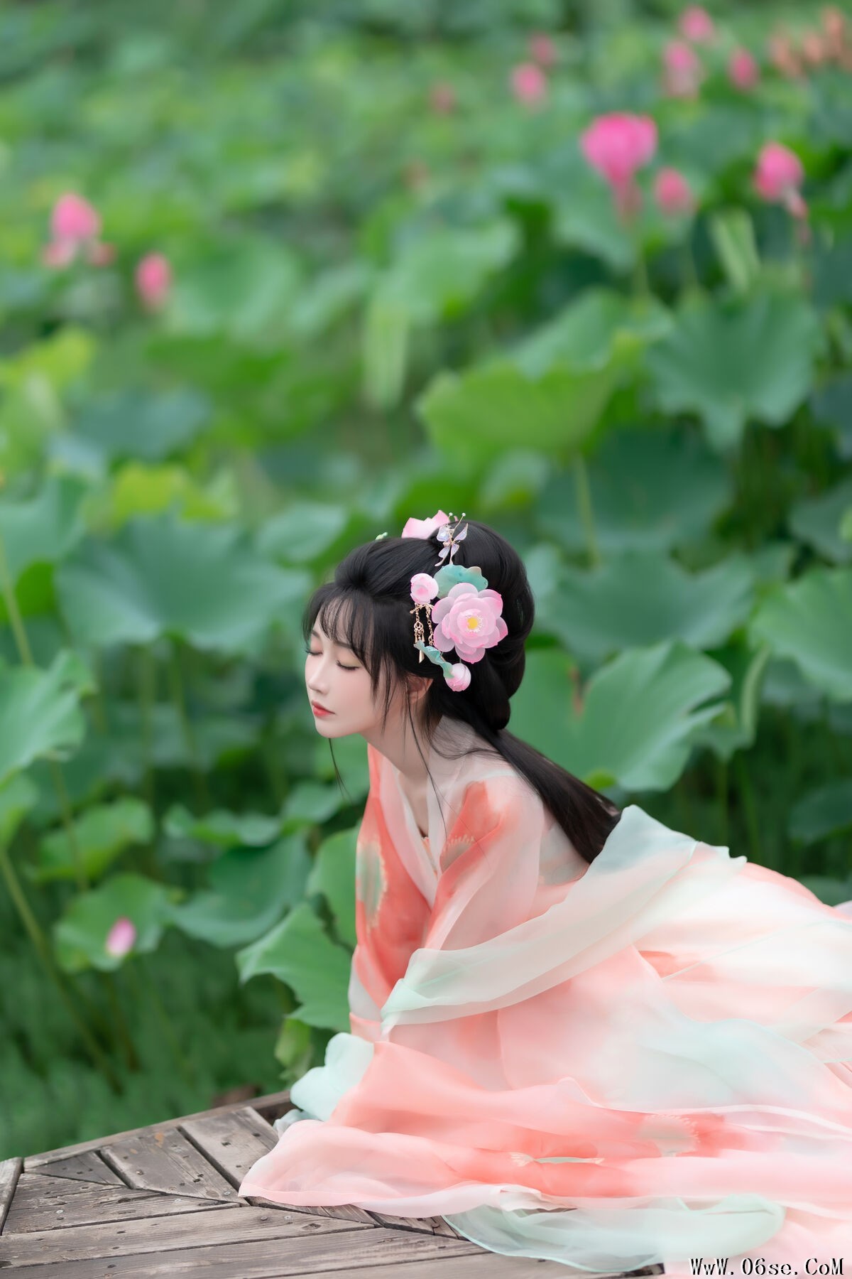 图片[16]-YiTuYu艺图语 Vol.7685 Qi Luo Sheng De Xiao Su Su[28P]-六色网