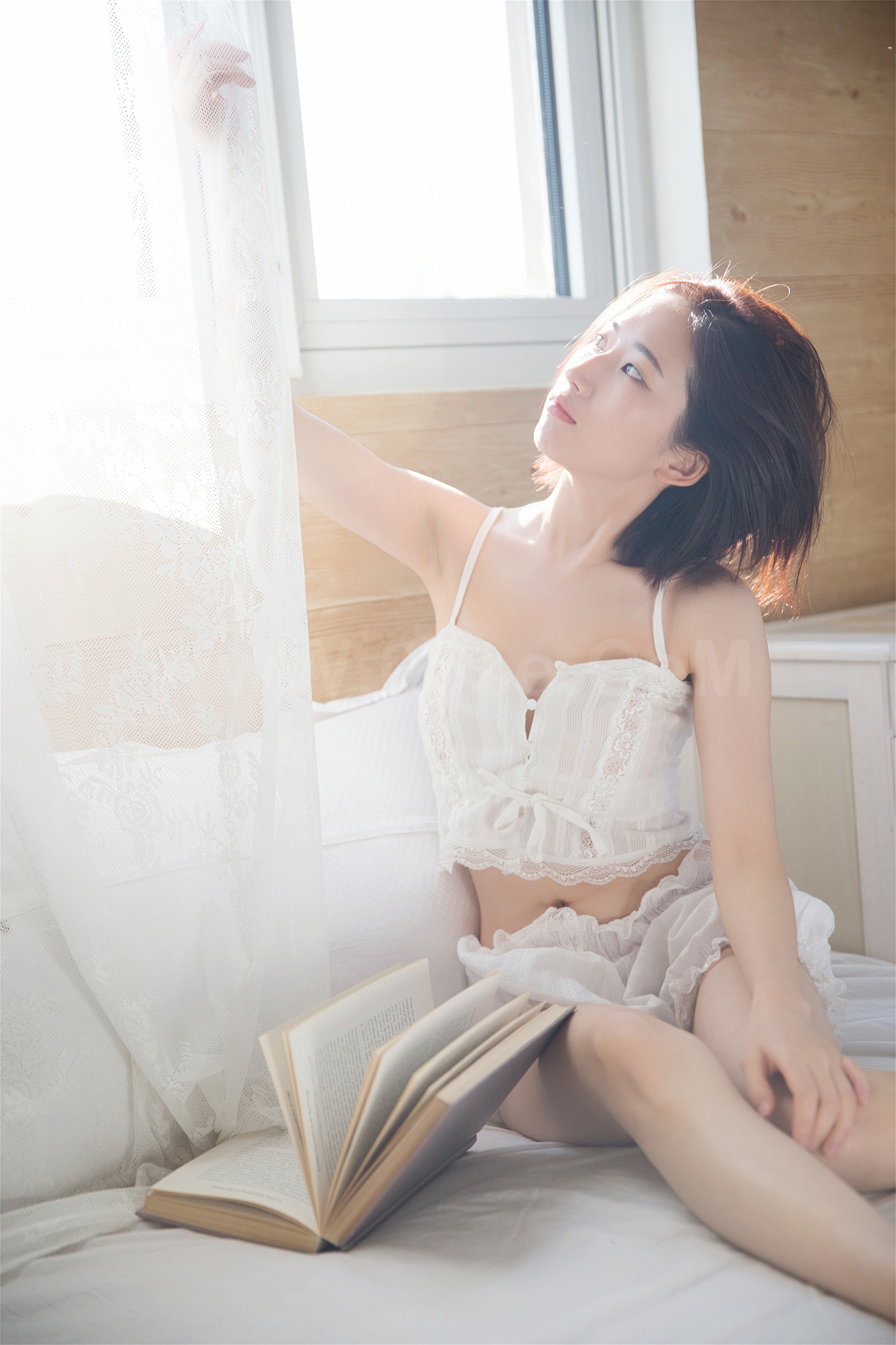 图片[2]-雅拉伊 – 《窗边少女》[43P]-六色网
