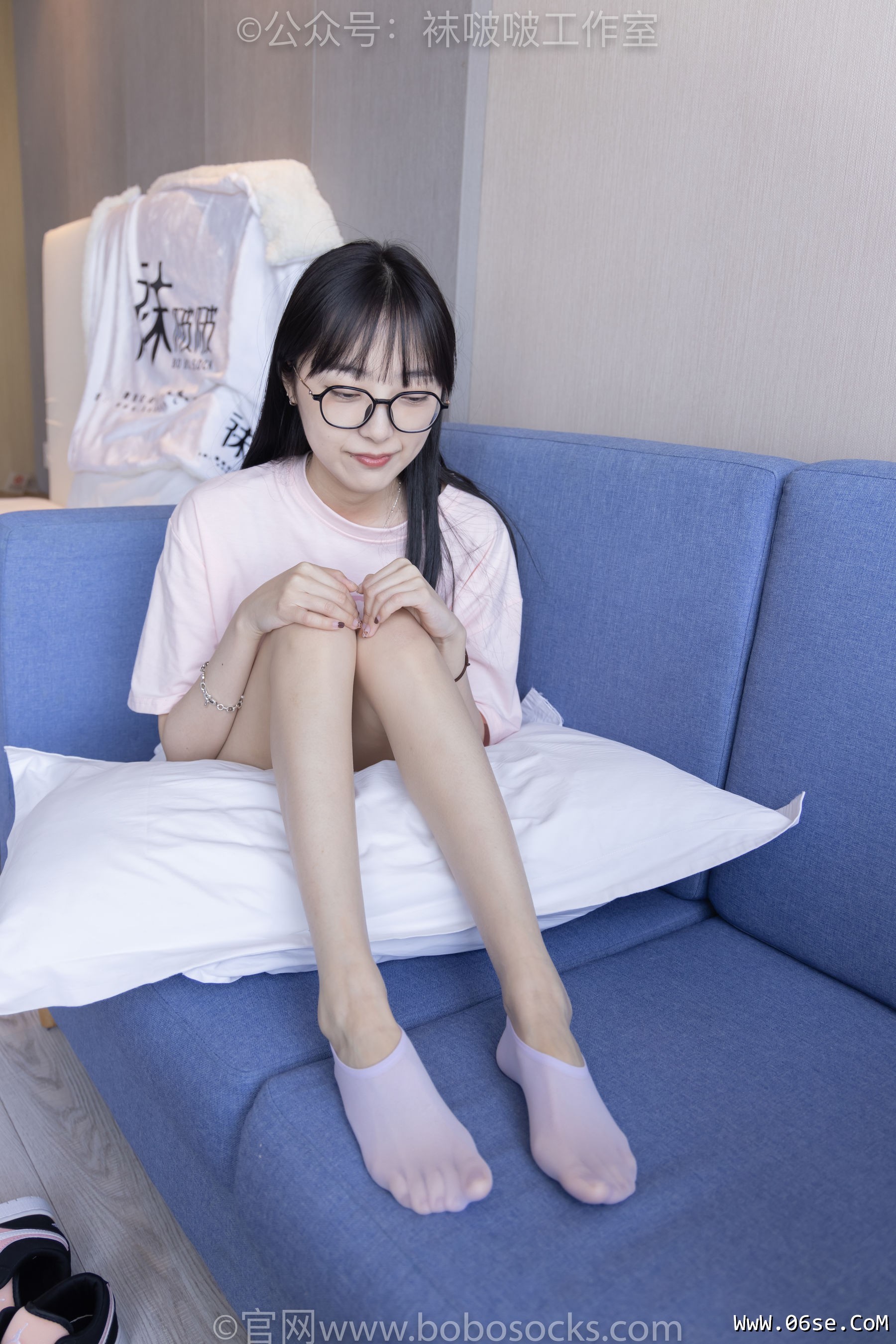 图片[30]-BoBoSocks袜啵啵 No.091 稚予-板鞋、淡粉色船袜、黑色船袜、裸足[148P]-六色网