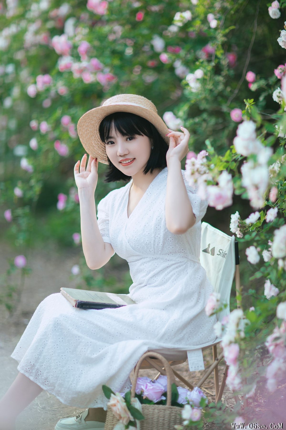 图片[21]-YiTuYu艺图语 Vol.4300 Dong Qin[31P]-六色网