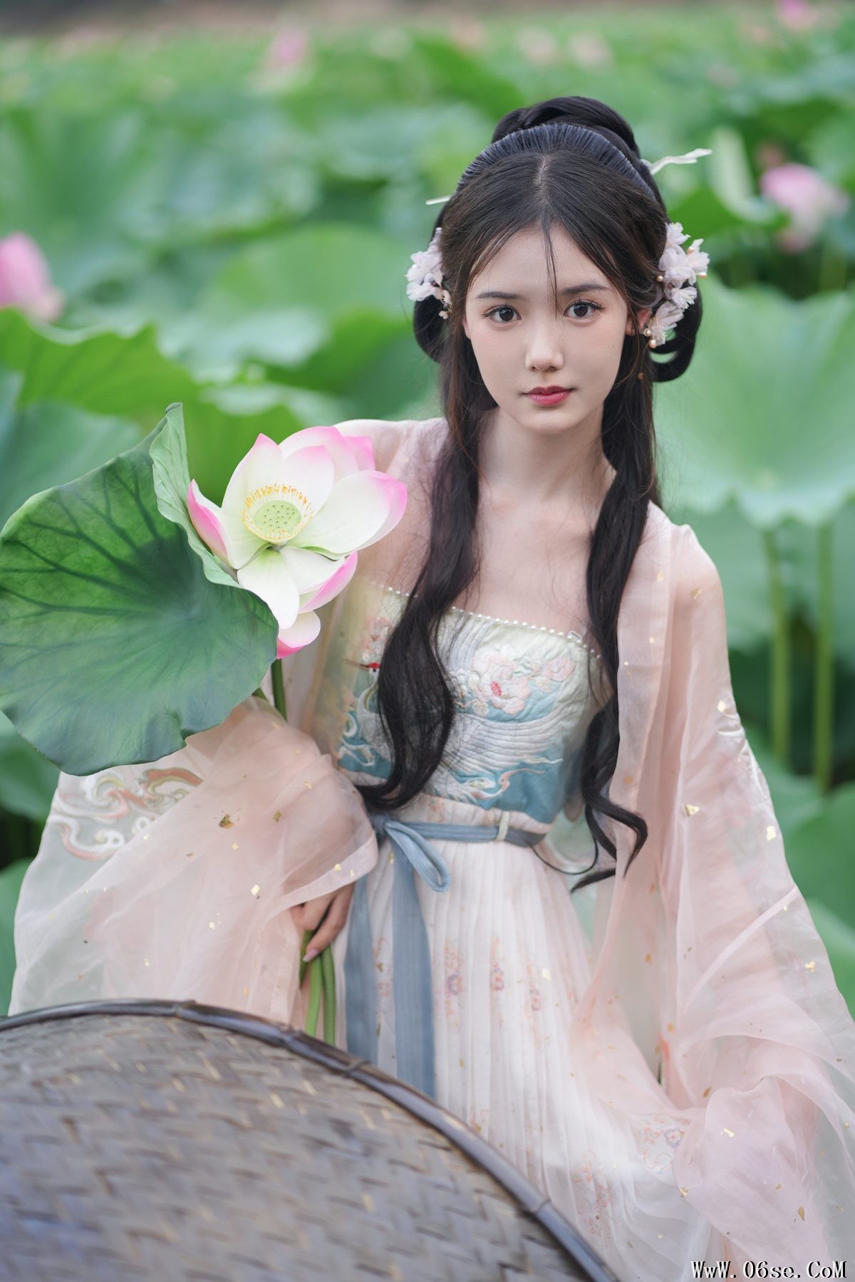 图片[18]-YiTuYu艺图语 Vol.5160 Shi Yu Gan A[25P]-六色网
