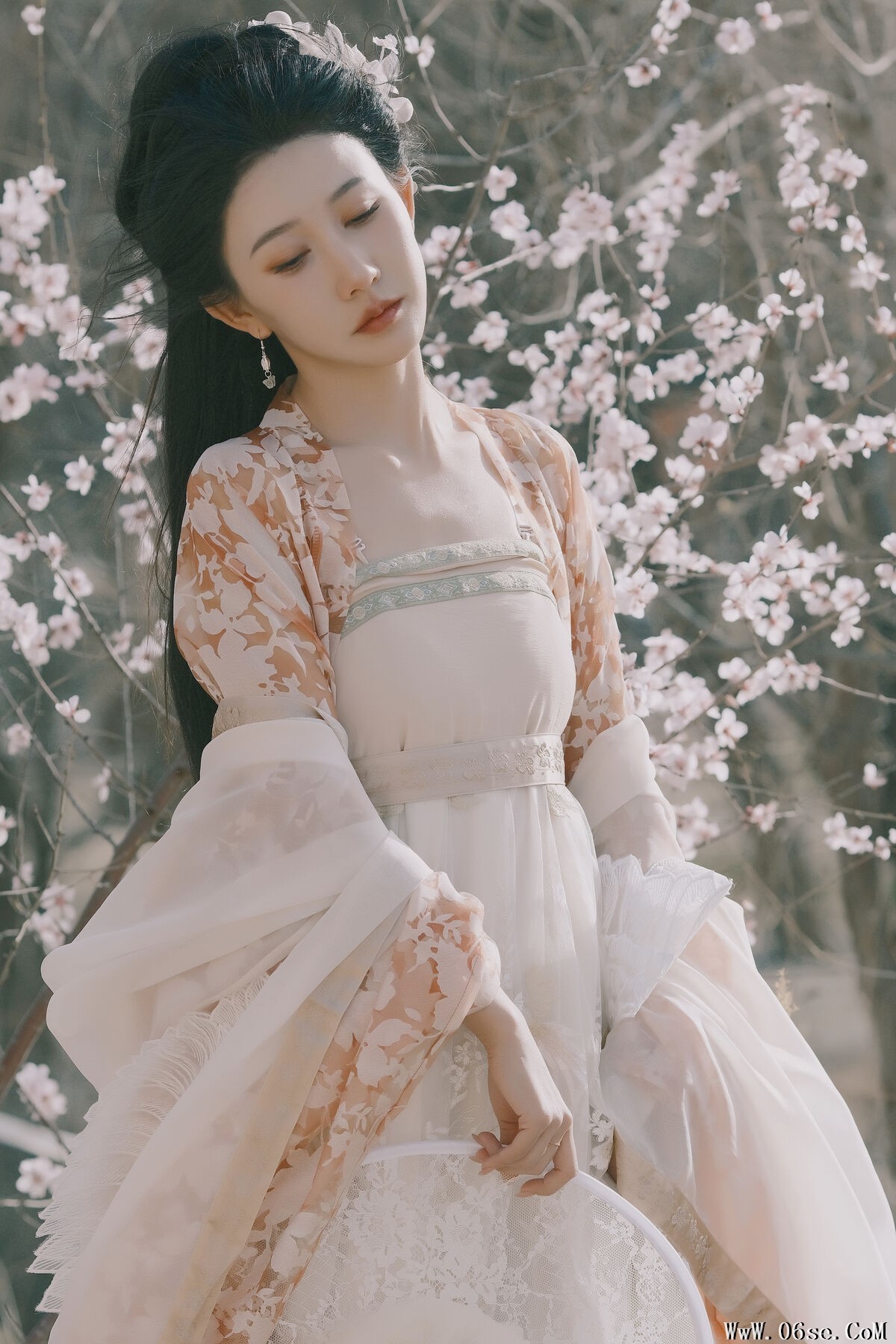 图片[25]-YiTuYu艺图语 Vol.7275 Xiao Bei Ke Qing Bu Yao Fang Qi[25P]-六色网