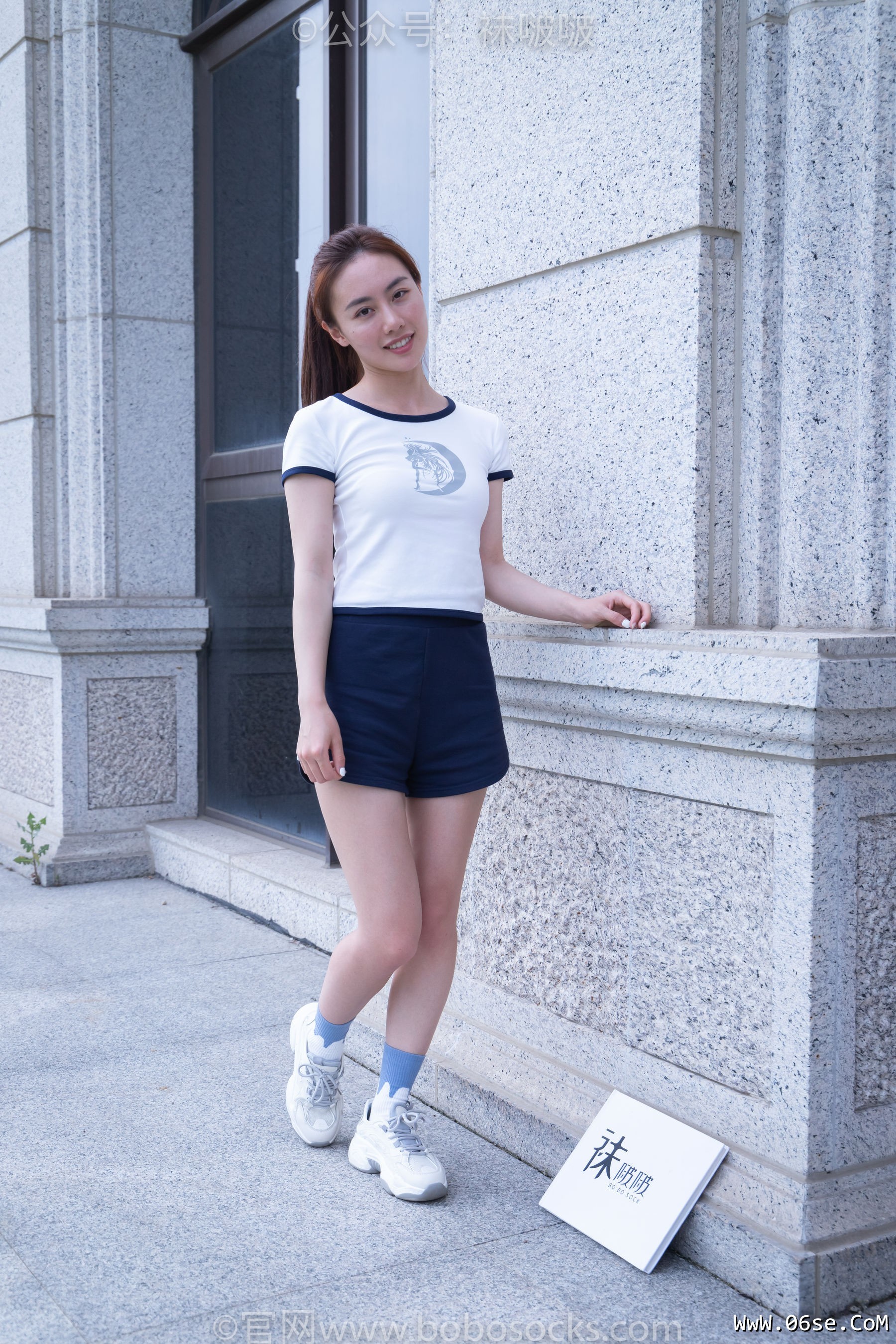 图片[7]-BoBoSocks袜啵啵 No.028 小米-运动鞋、白棉袜、裸足[133P]-六色网